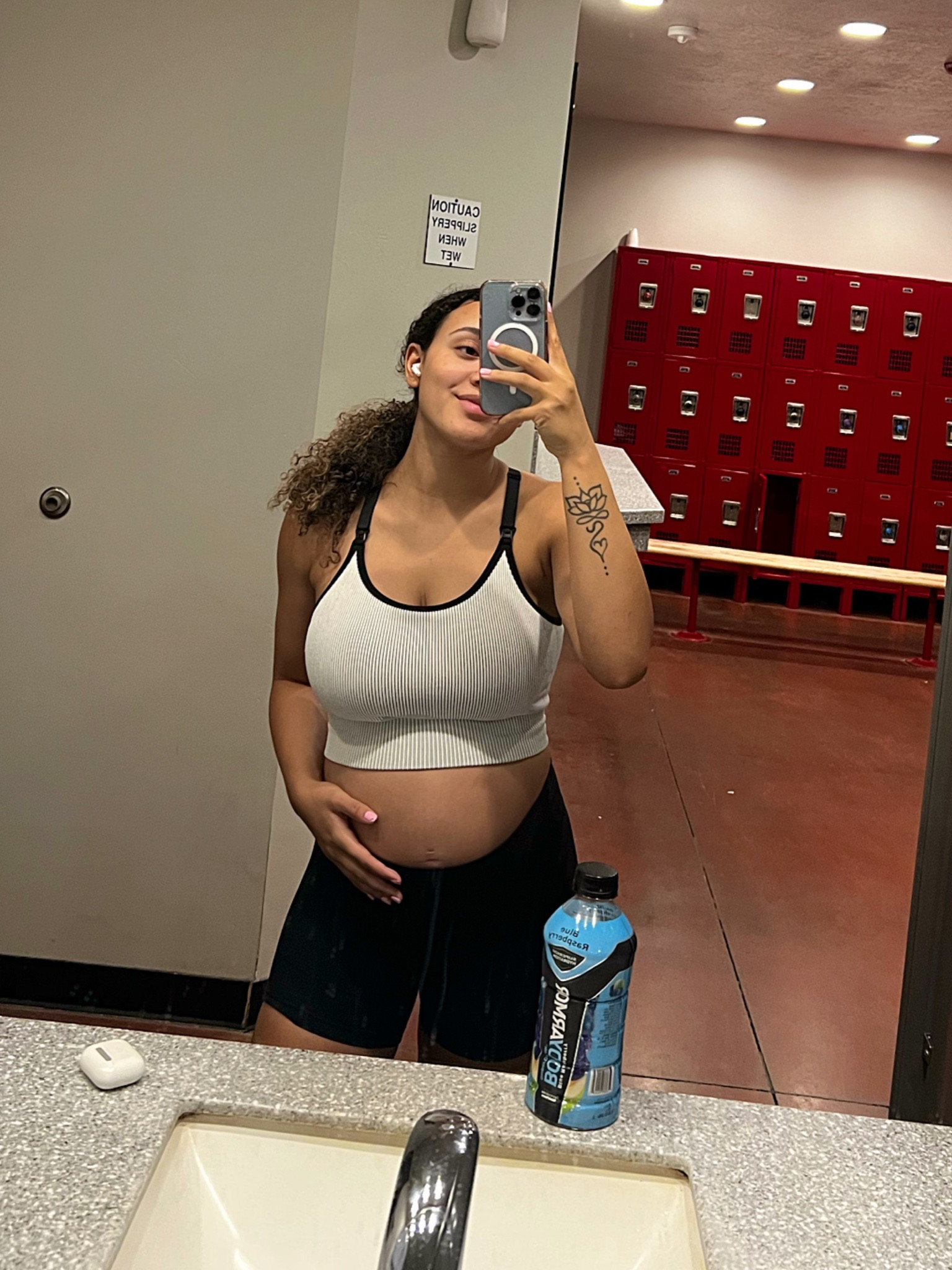 favorite sports bra atm :) i’m wearing a size M

#LTKFitness