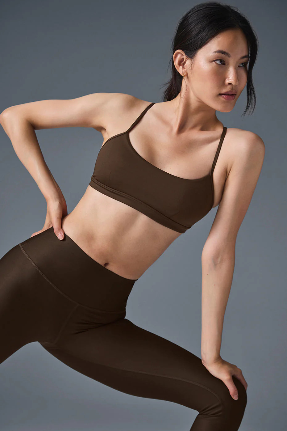 ALO | Airlift Intrigue Bra in Espresso Brown, Size: Medium | Alo Yoga