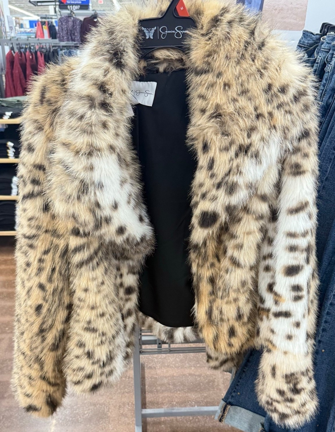 Jessica Simpson Faux Fur Jacket (XS–XXL)

This faux fur jacket is a statement outerwear piece for winter. Cozy, glamorous, and perfect for dressing up cold-weather outfits.

#LTKMidsize #LTKPlusSize #LTKFindsUnder50