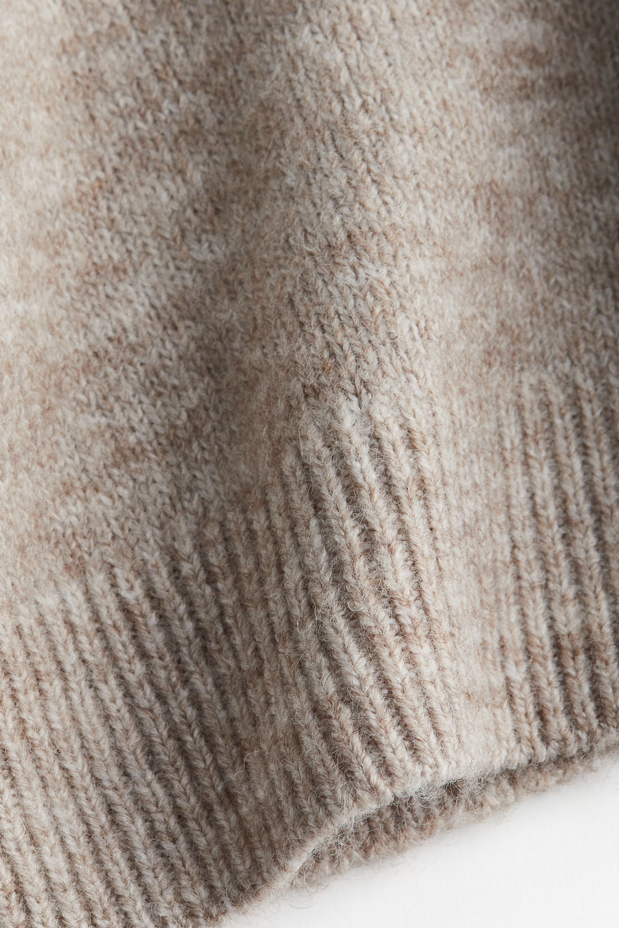 Knitted jumper | H&M (UK, MY, IN, SG, PH, TW, HK)