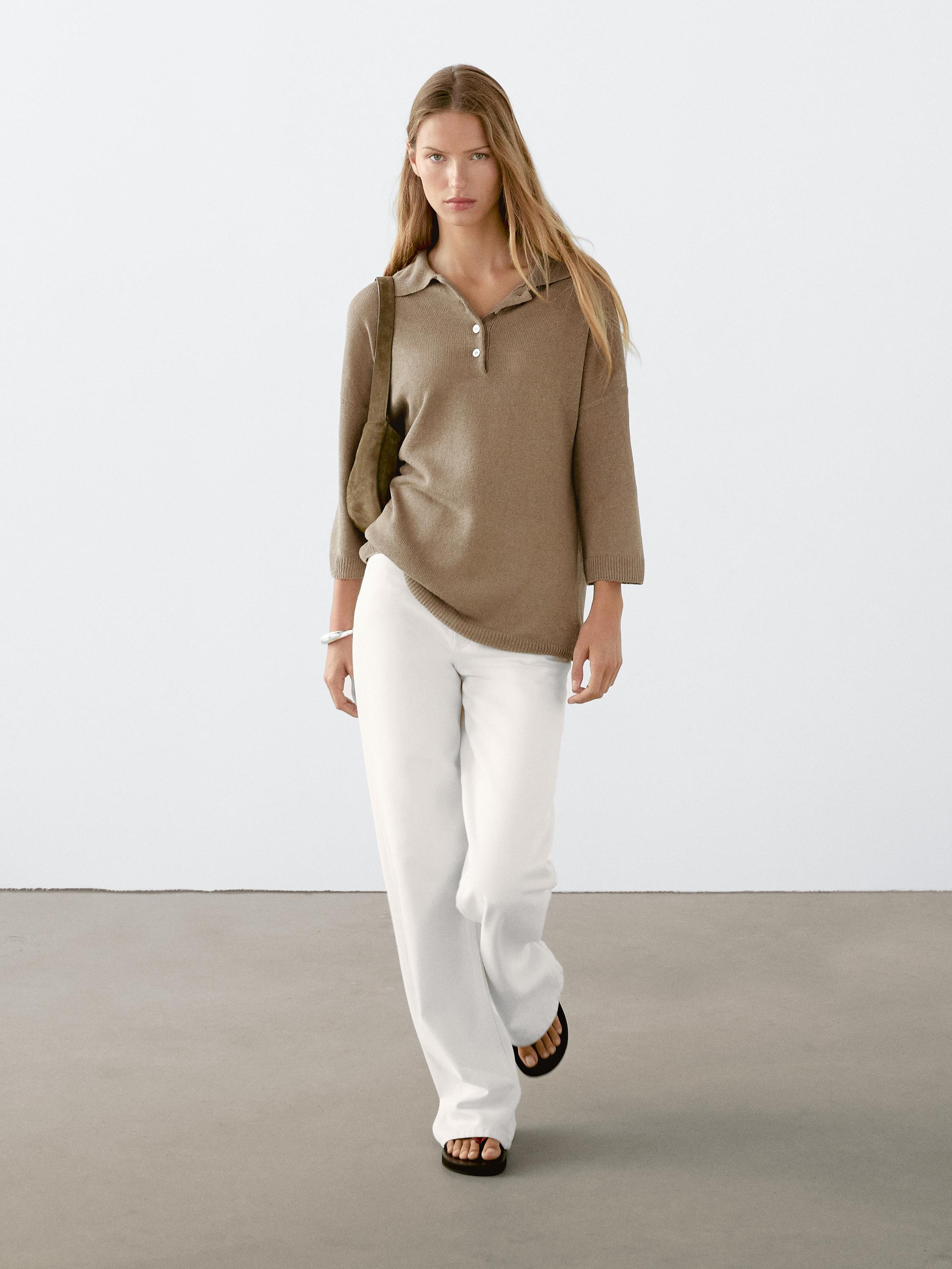 Sweater made of linen blend fabric. Short sleeves. Polo collar with button fastening. Fine, light... | Massimo Dutti UK