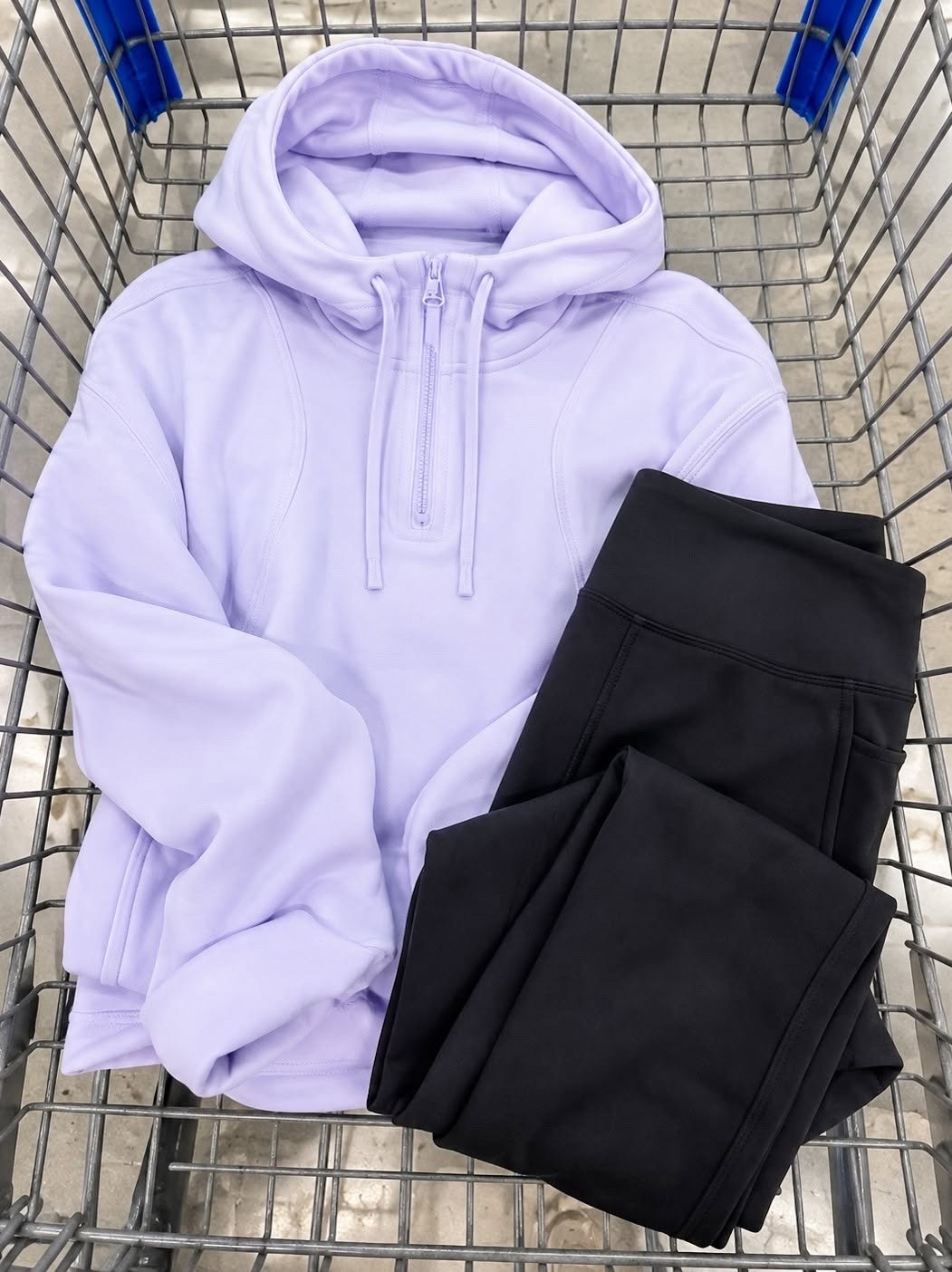 This purple sweatshirt is such a pretty pop of color!💜 Shop this cozy look and more colors online.