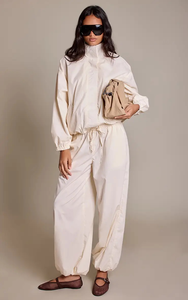 Cream Nylon Wide Leg Trouser | PrettyLittleThing UK