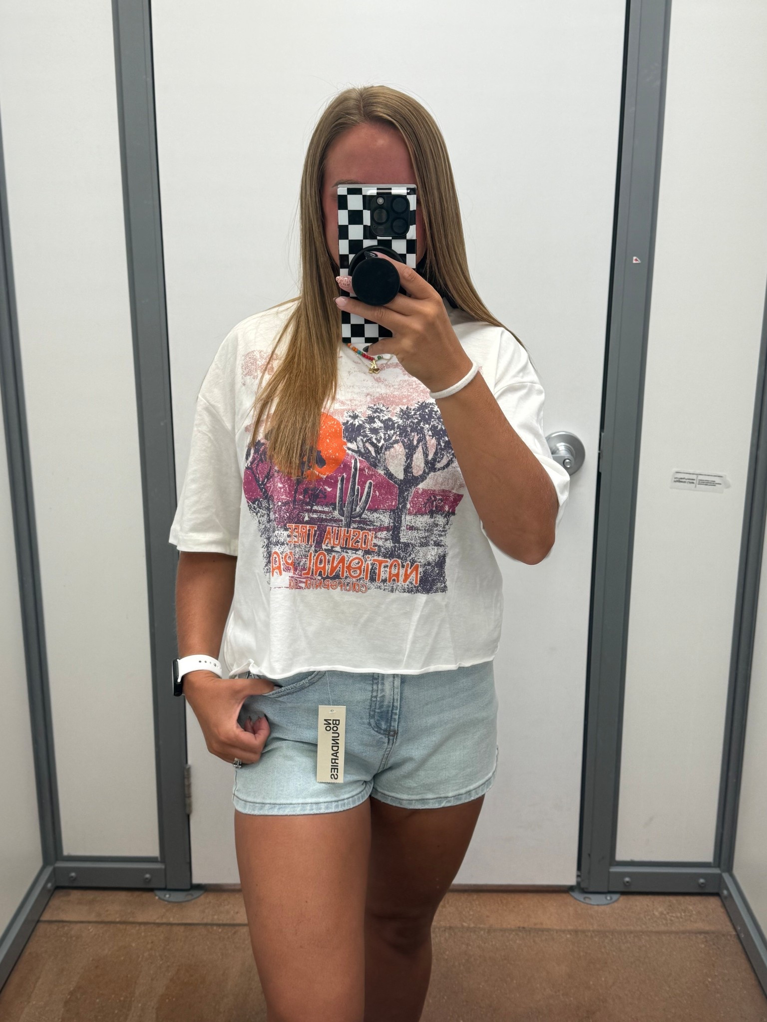 Crop tee & shorts 😍

#LTKStyleTip #LTKU #LTKPetite