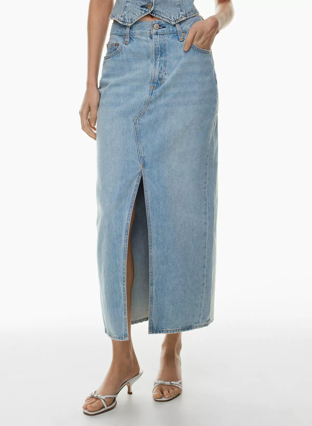 THE '90S VINTAGE MAXI DENIM SKIRT | Aritzia