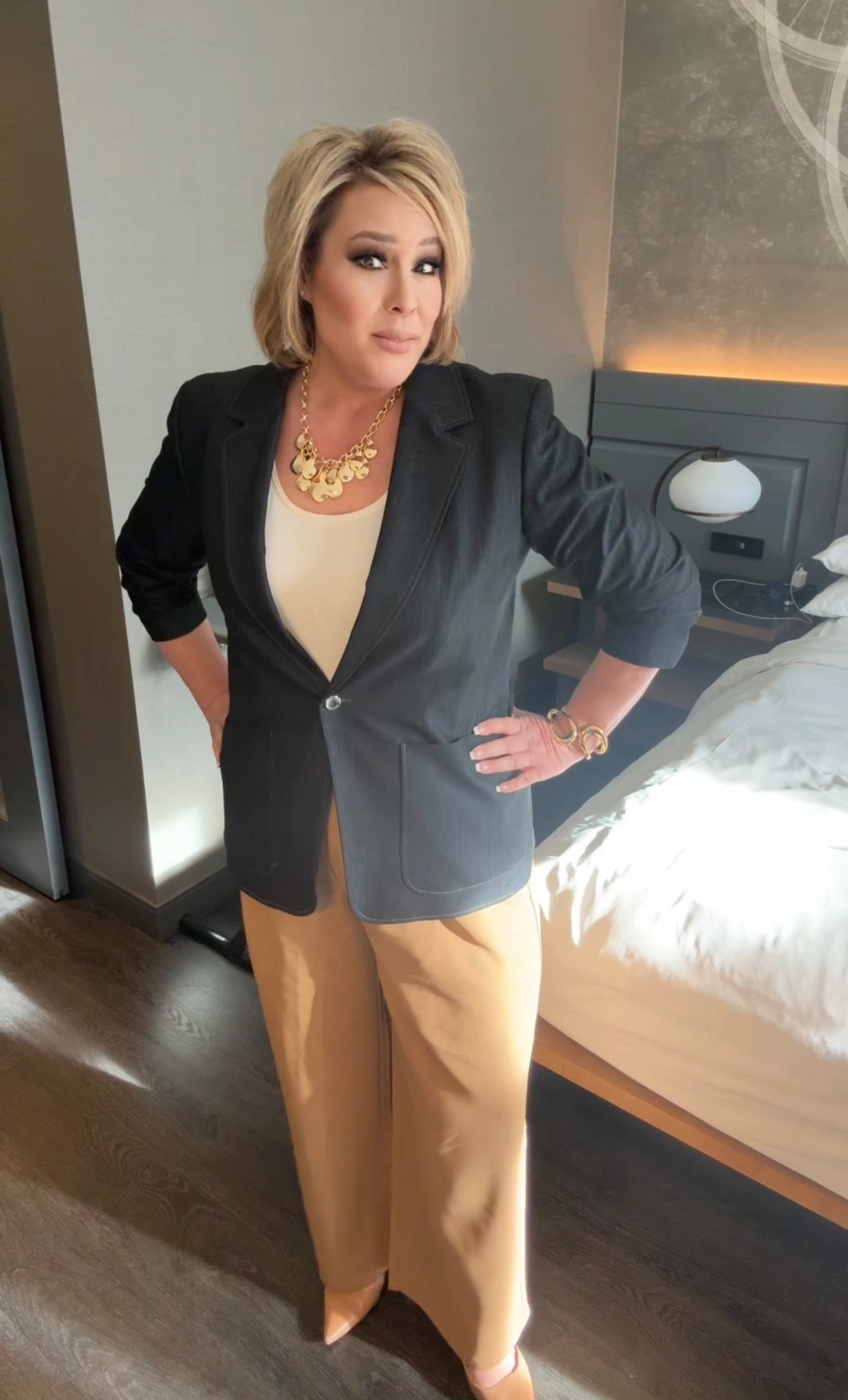 Over 50 midsize business casual outfit of the day 

#LTKMidsize #LTKOver40 #LTKWorkwear