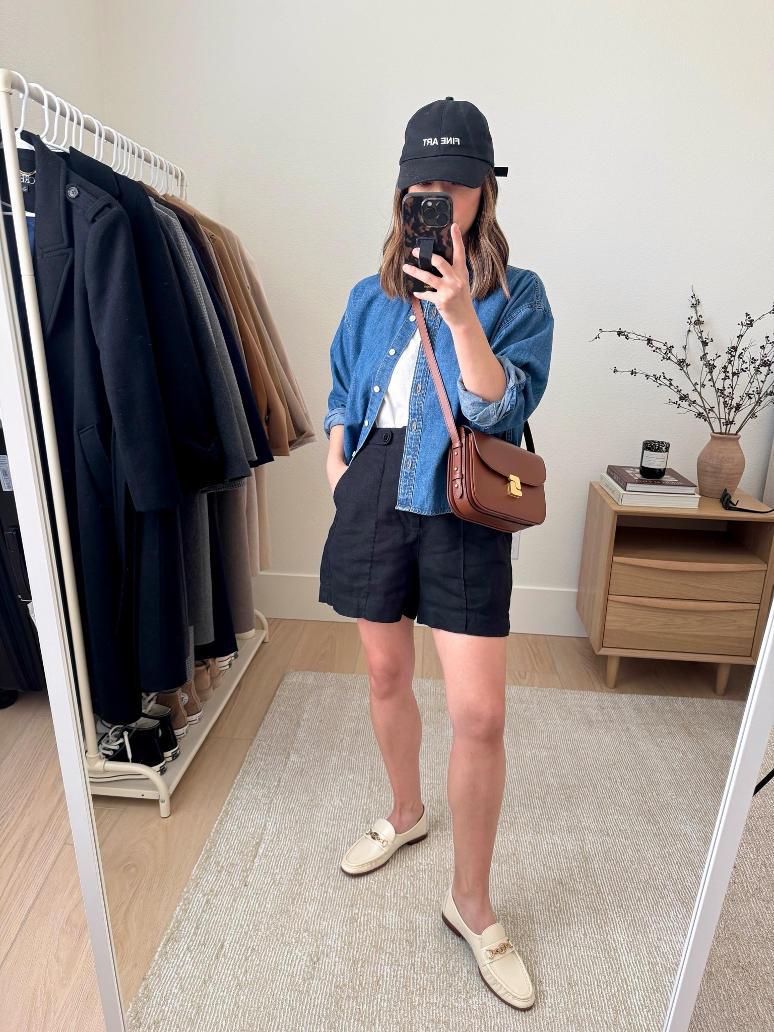 European travel capsule outfit. This is for more of spring time, but you can take bits and pieces out if you go in the summer. 

J.Crew shirt xs
Madewell shorts 0
Soeur bag mini
Sam Edelman loafers 5
Fine Art hat (old)

#LTKootd #LTKTravel #LTKPetite