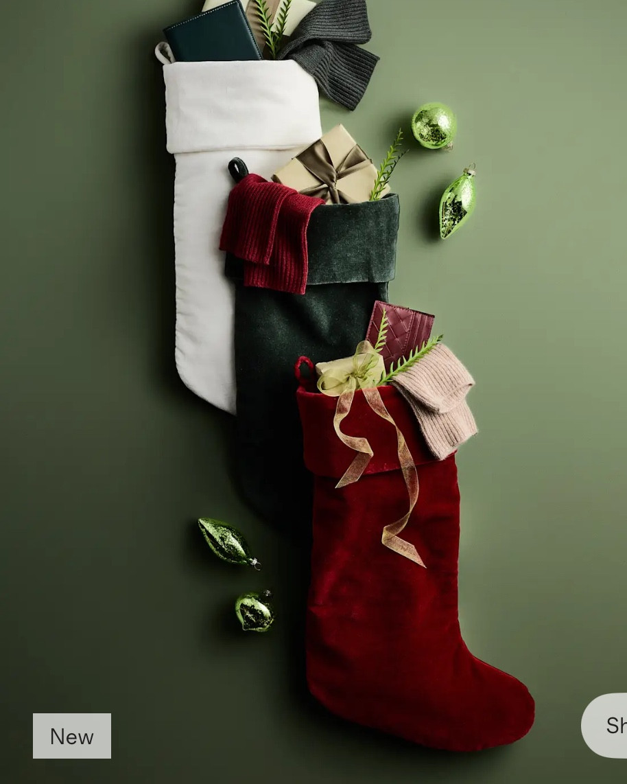 $19 velvet stockings! So pretty!!

3 beautiful colors. Matching tree skirts too!


Christmas decor, velvet decor, holiday decor, Christmas stockings, mantel, living room, kids, family, home decor, fall decor, Thanksgiving 

#LTKHome #LTKFindsUnder50 #LTKSeasonal
