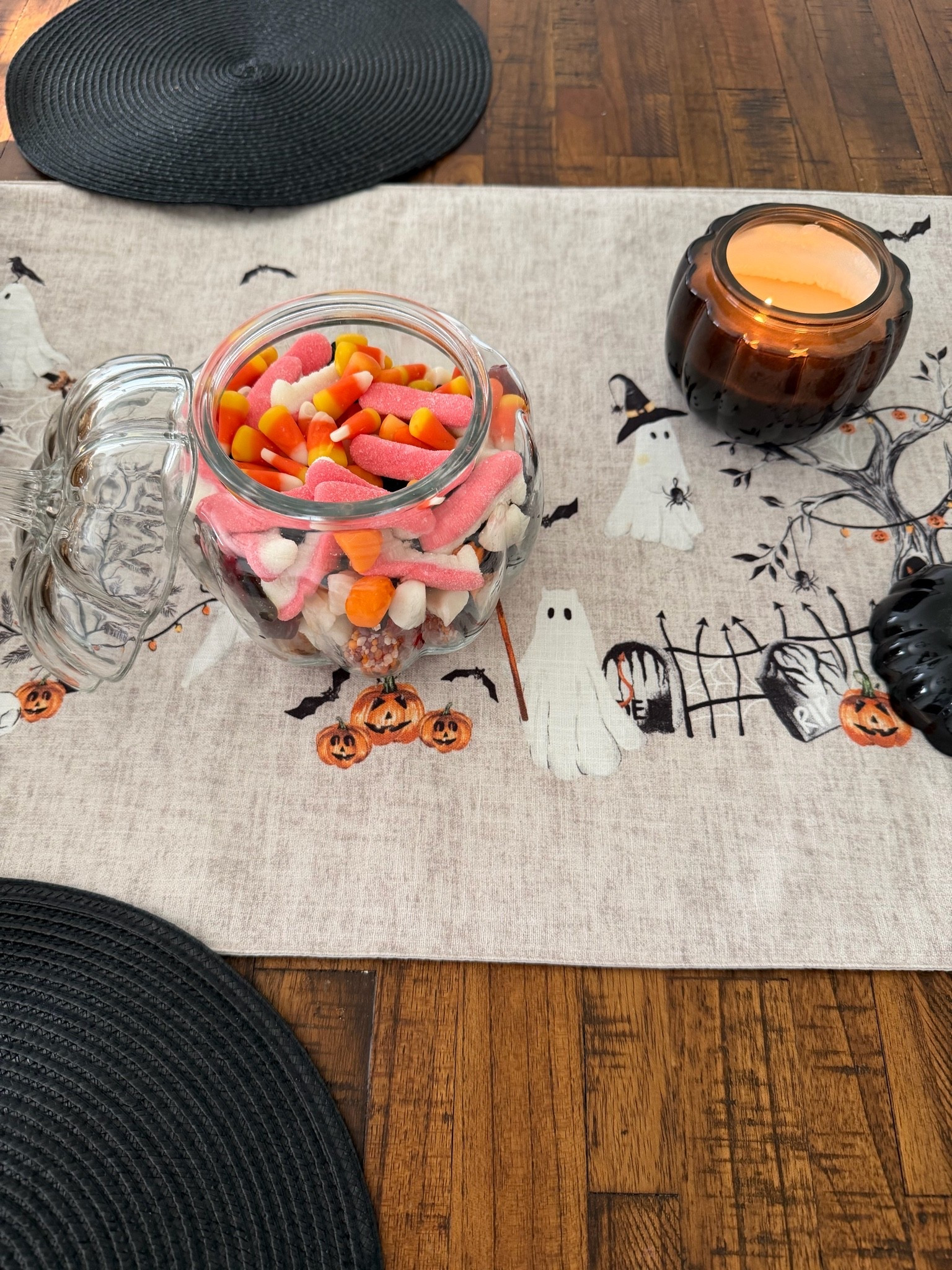 Halloween Candy salad 🎃🍬

#LTKSeasonal