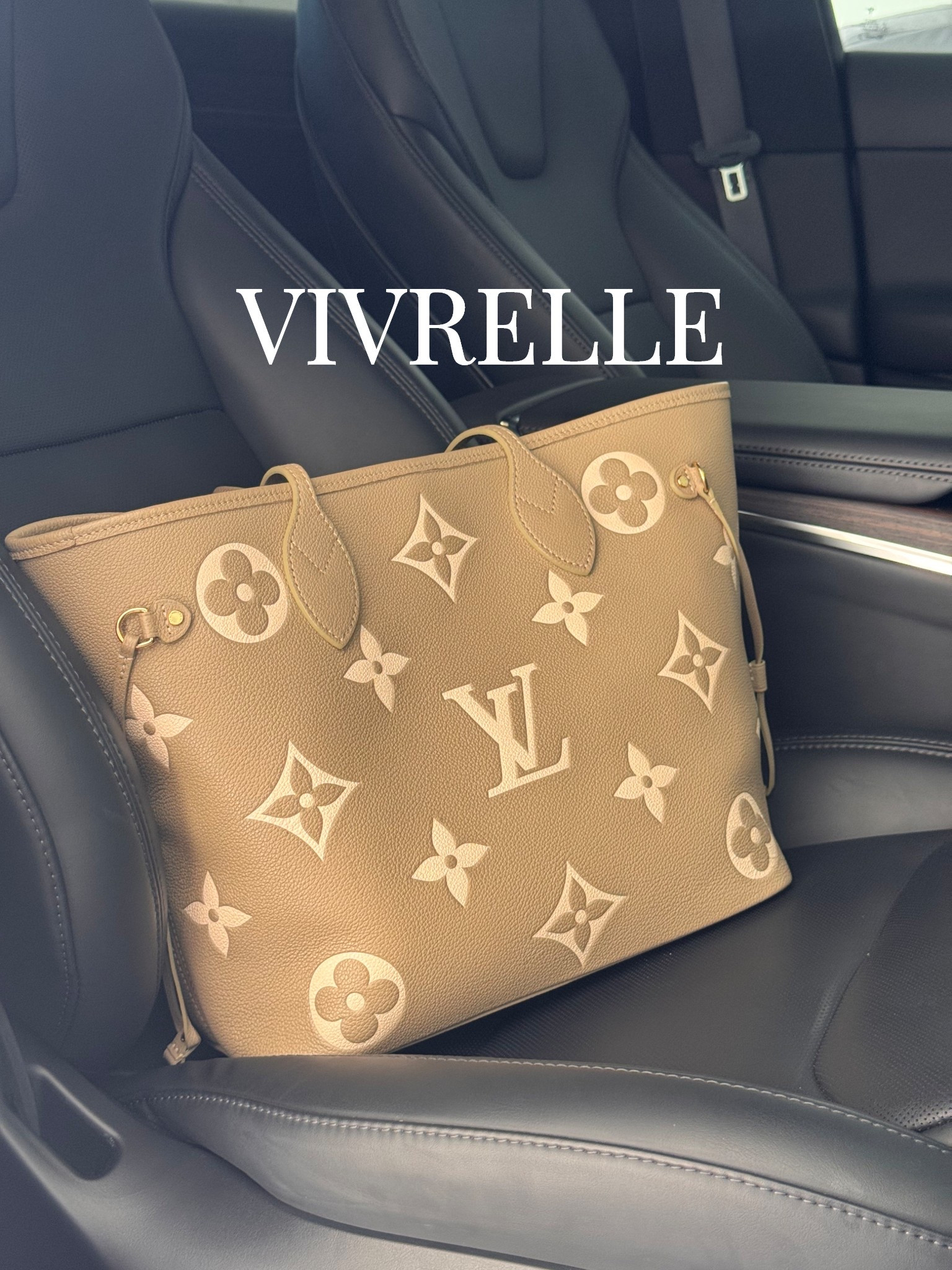 My Vivrelle bag this month 🤍

Vivrelle is a membership club where you can borrow designer bags and accessories from brands like Chanel, Prada, Dior and more. I love that you can swap bags whenever you’re ready for something new.

If you want to try it, you can use my code SAMANTHAREYNOSO for your first month of membership free.

@Vivrelle 
#ad
