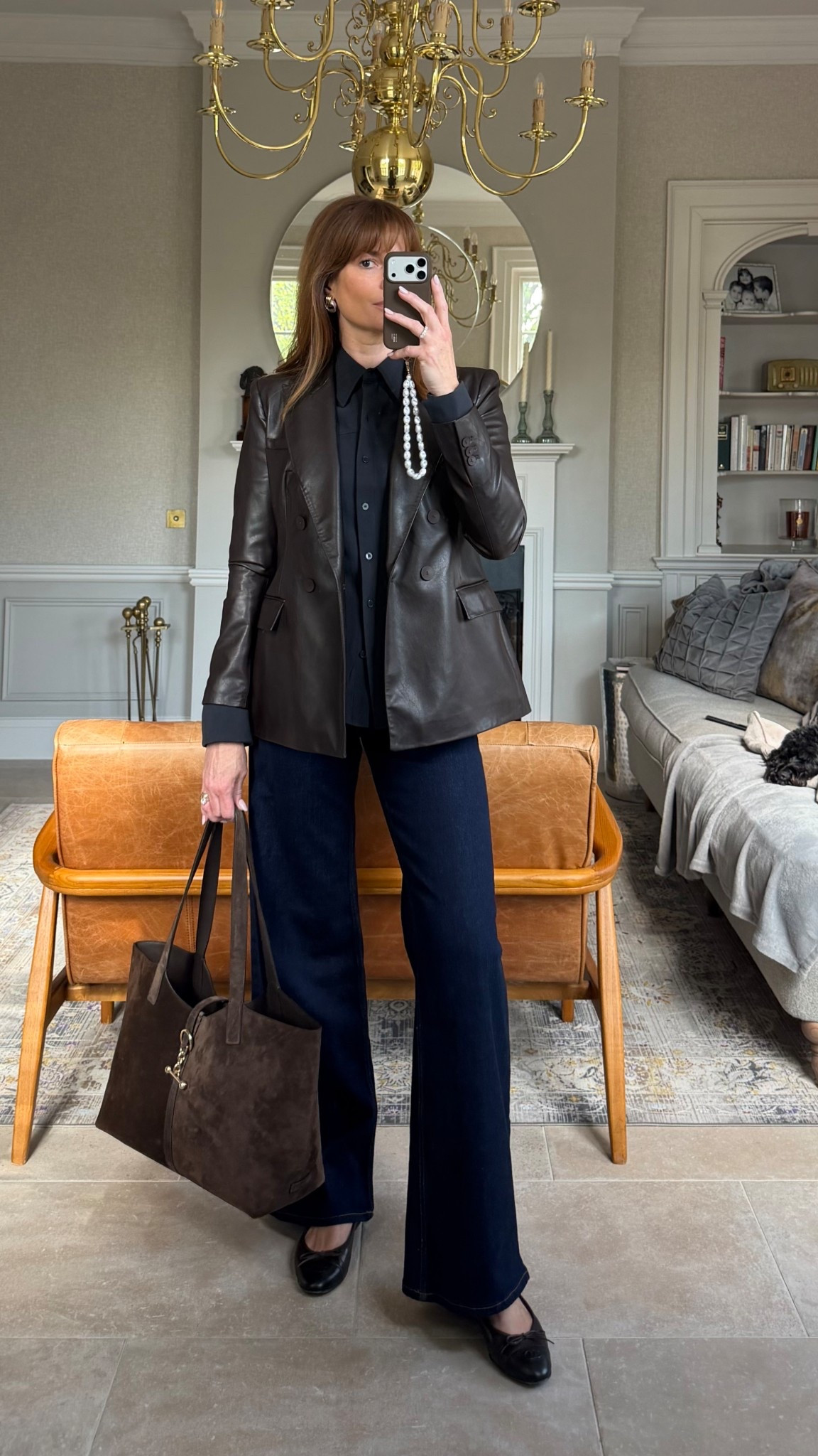 Faux leather blazer, black fitted shirt,
Indigo jeans, ballet flats, chocolate brown suede bag

#LTKbag #LTKuk #LTKspring