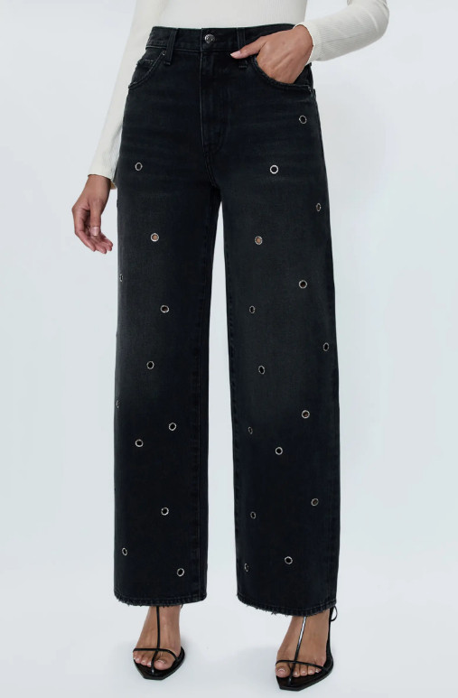 Comfortable, edgy, definitely a statement piece! 

 #LTKgrwm #LTKootd #LTKU