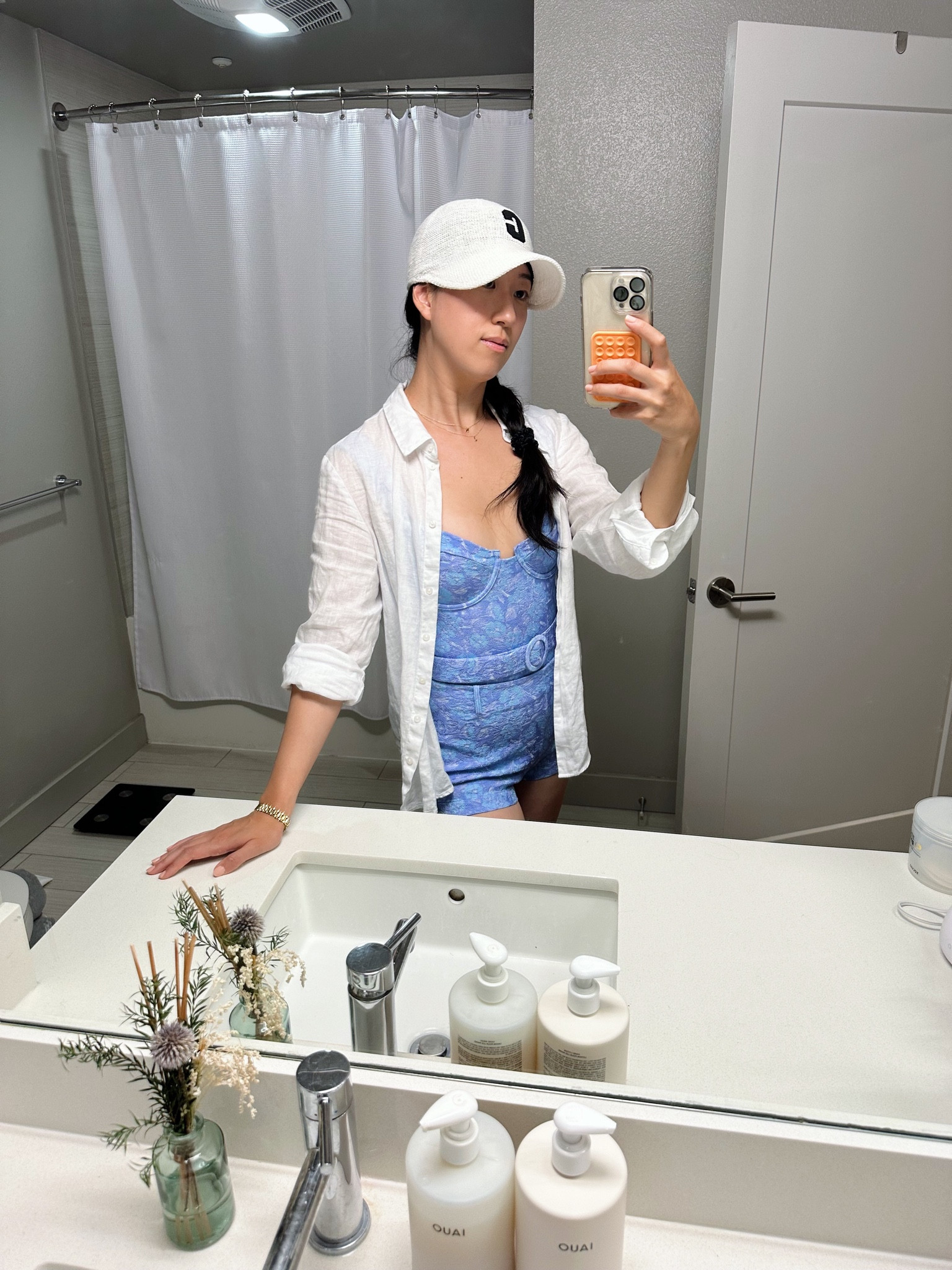My favorite swim one piece from Devon Windsor! Devon makes the best swimwear-I especially love the one pieces that are made of textured fabric, because it’s very forgiving!


#LTKswim