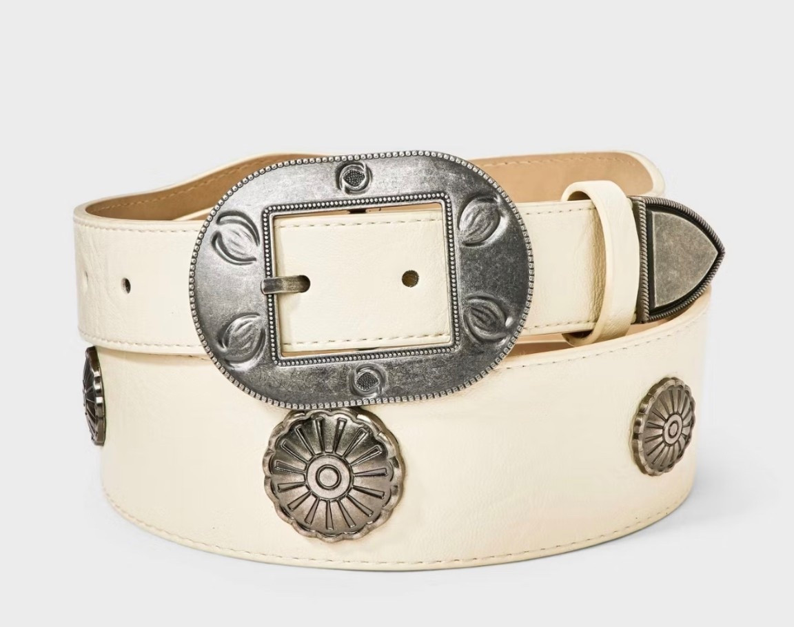 i love this belt 

#LTKootd