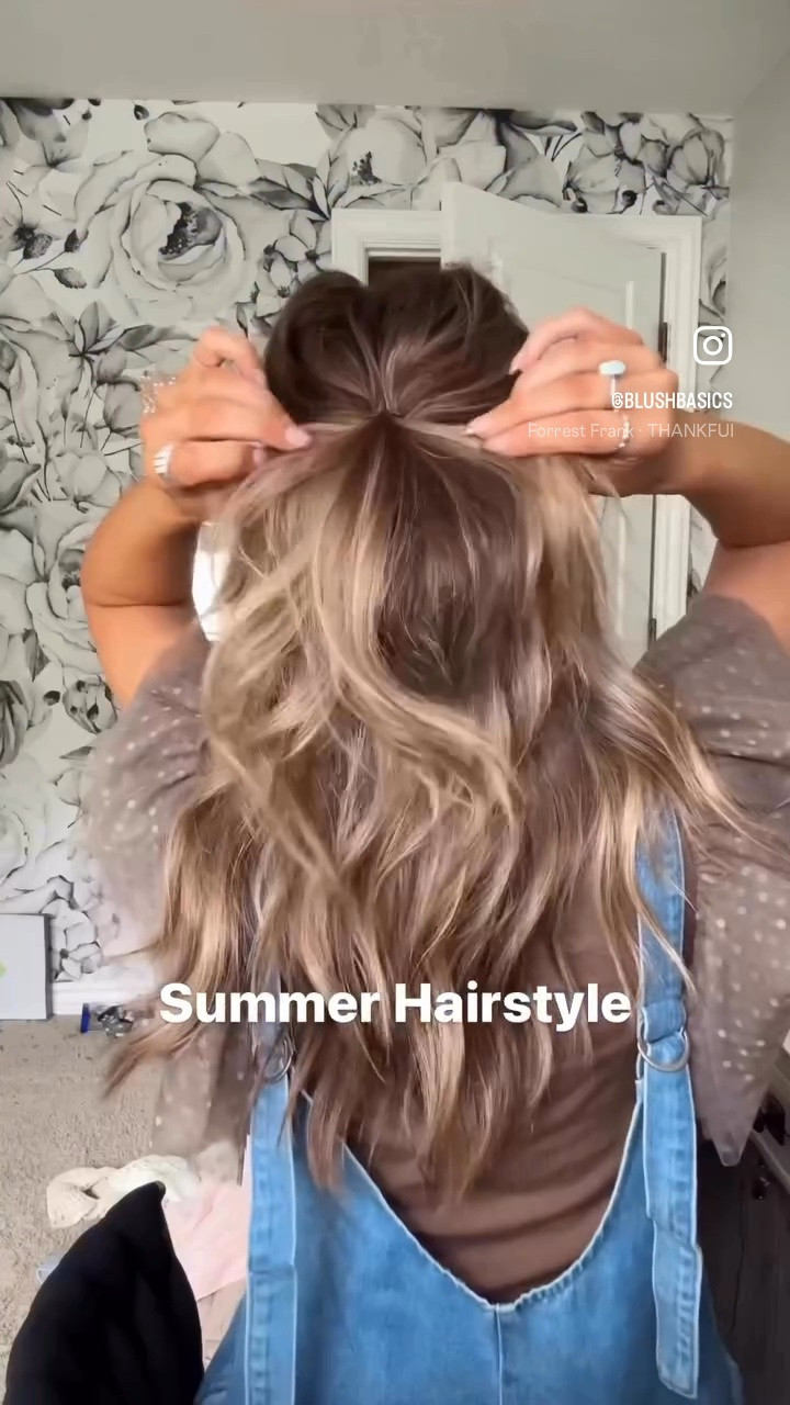 The cutest summer hairstyle!!!

#LTKgrwm #LTKBeauty #LTKSeasonal