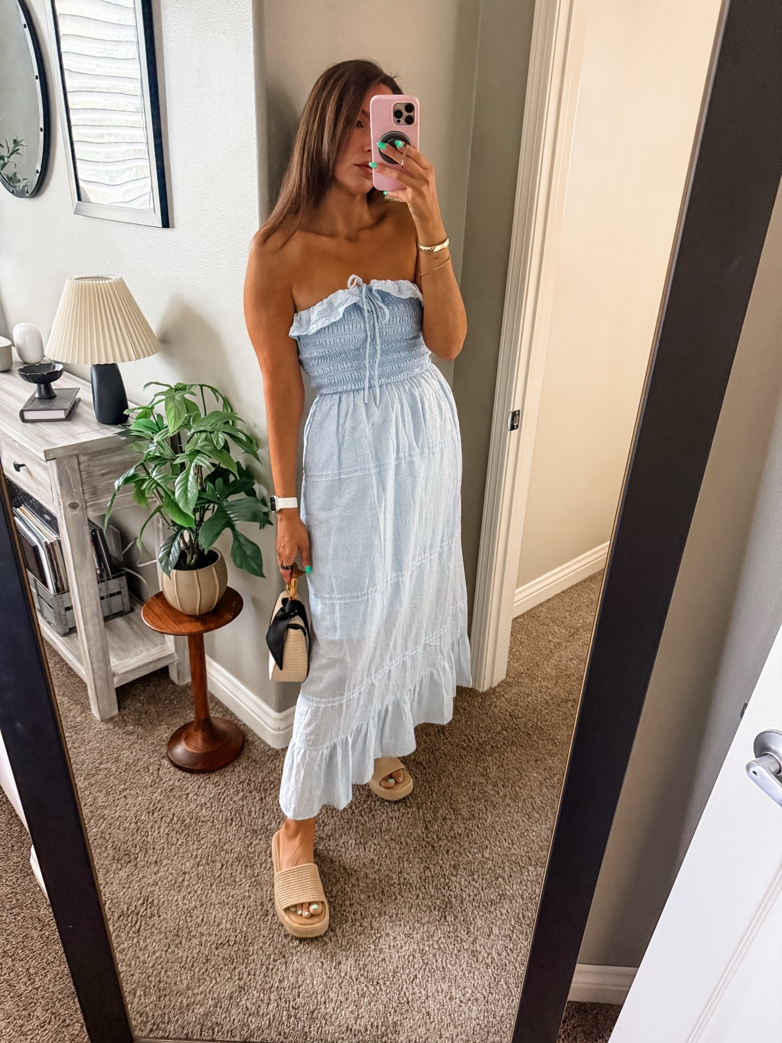 Size S dress

#LTKootd #LTKgrwm #LTKSaleAlert