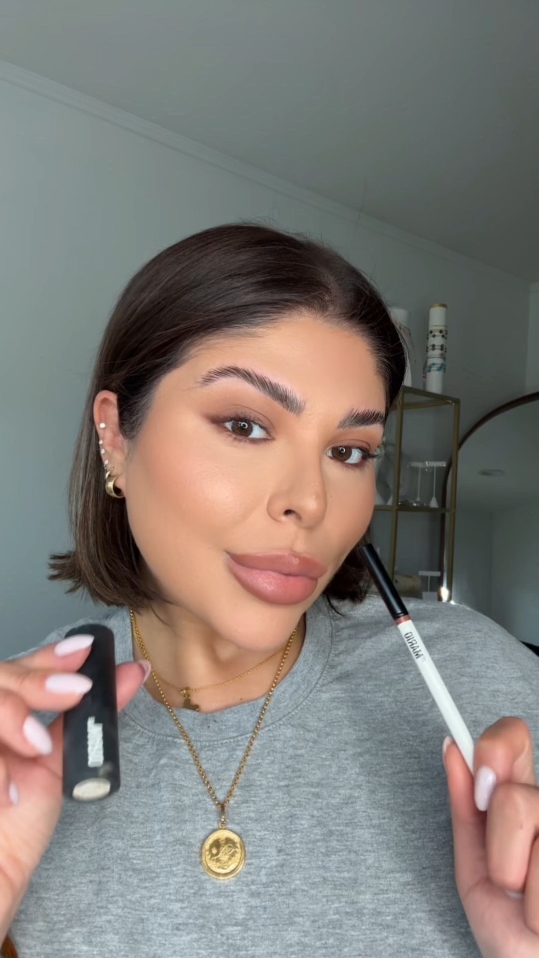 Another day, another bomb lip combo #makeupbymario #lipcombo #nudelipcombo 