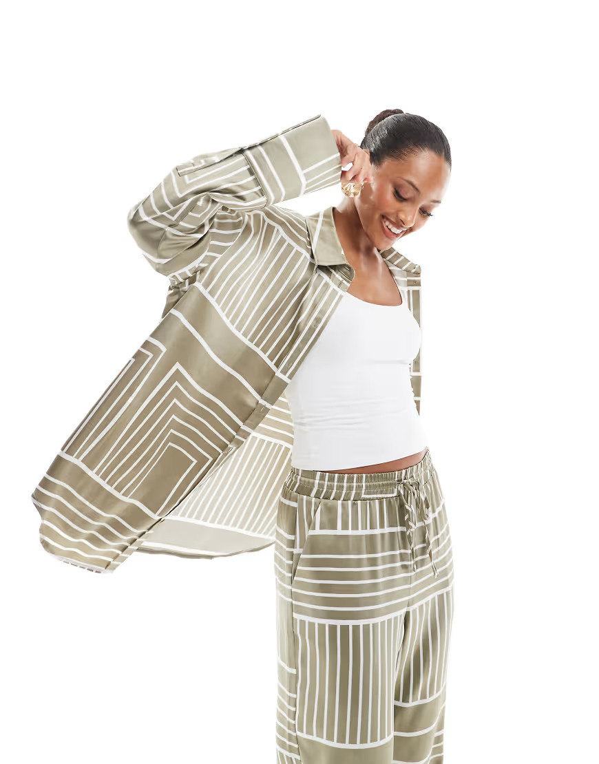 4th & Reckless satin wide cuff button front shirt co-ord in sage tile print-Green | ASOS (Global)