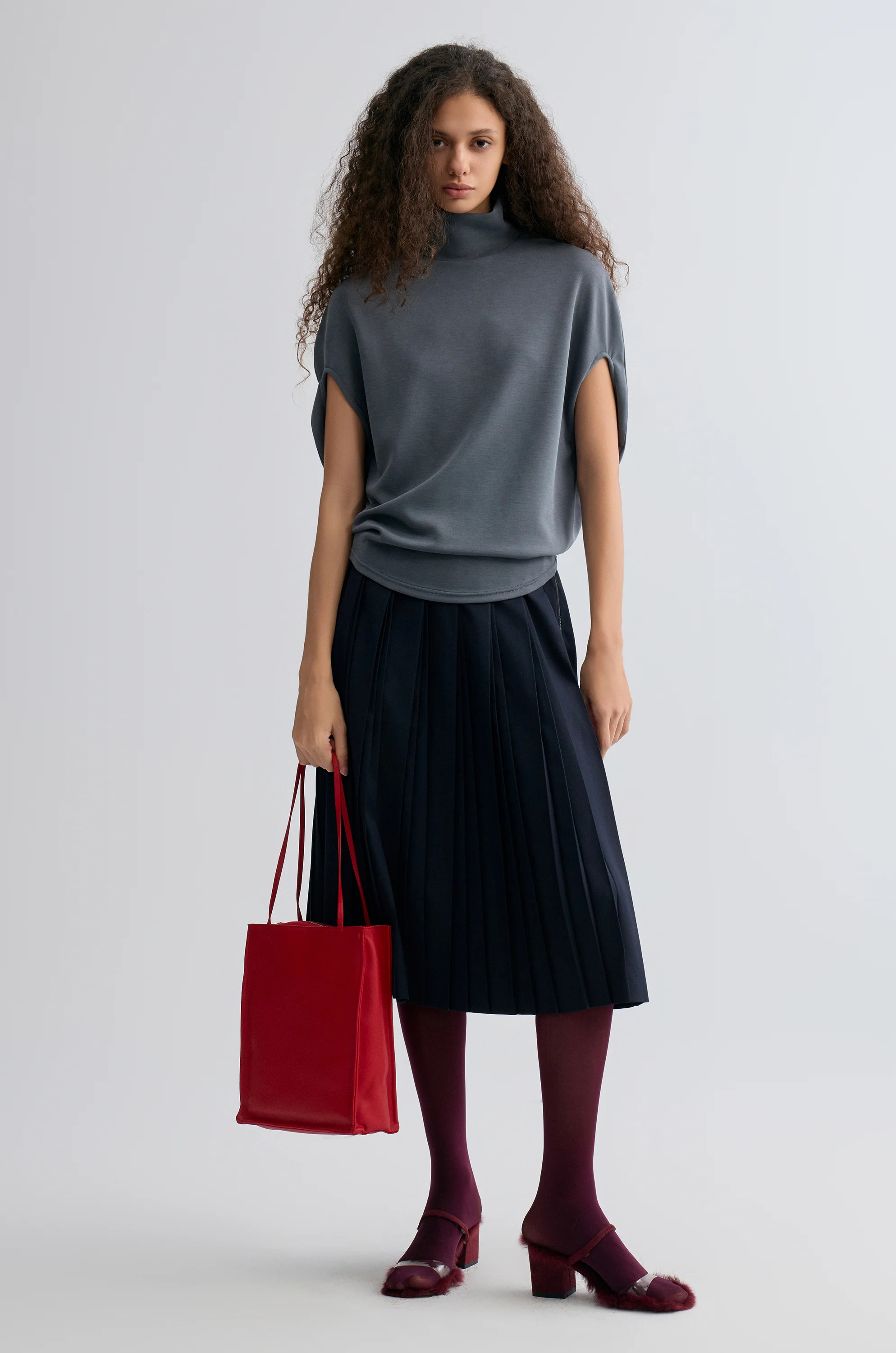 Mousse Circular Tee Dapple Gray | Front Row Shop