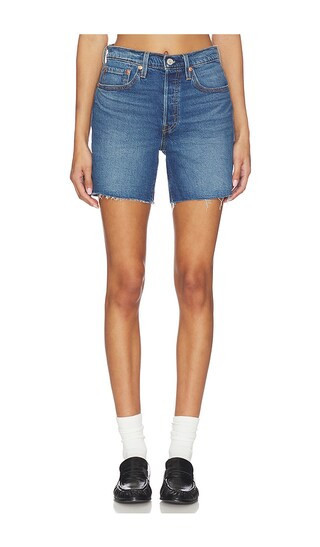 LEVI'S 501 Mid Thigh Short in Navy. Size 27. Also in 26, 24, 25, 28, 30, 31, 32. | Revolve Clothing (Global)