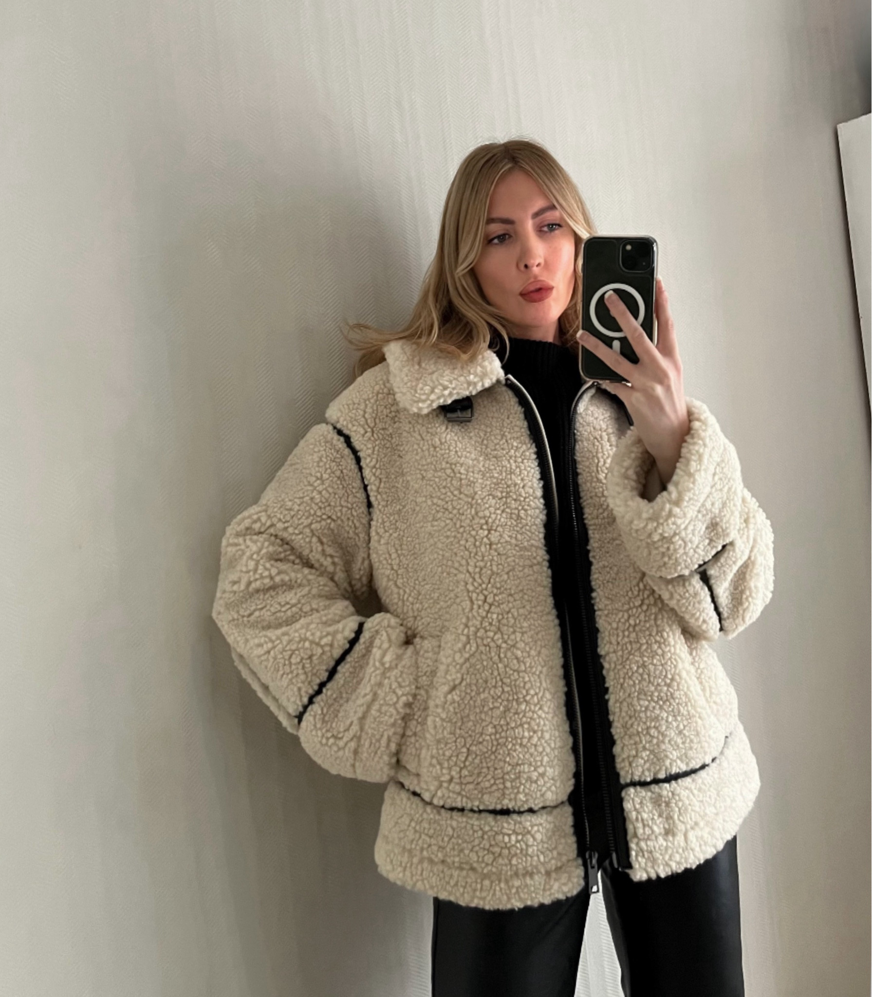 Obsessed with this marks and Spencer jacket for winter. Wearing a size 12 here. I sized up twice 

#LTKuk #LTKstyletip #LTKautumn