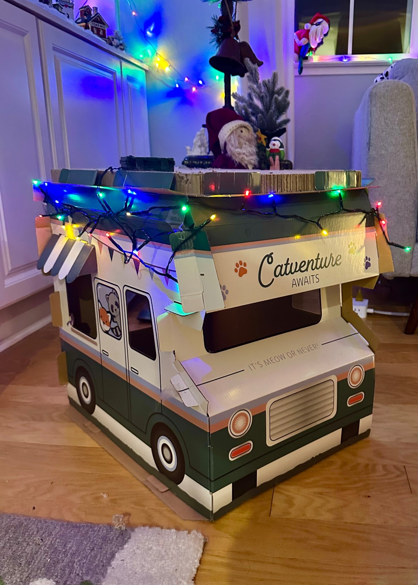 Even the cat scratcher gets decorated for Christmas. 

#LTKHome #LTKHoliday