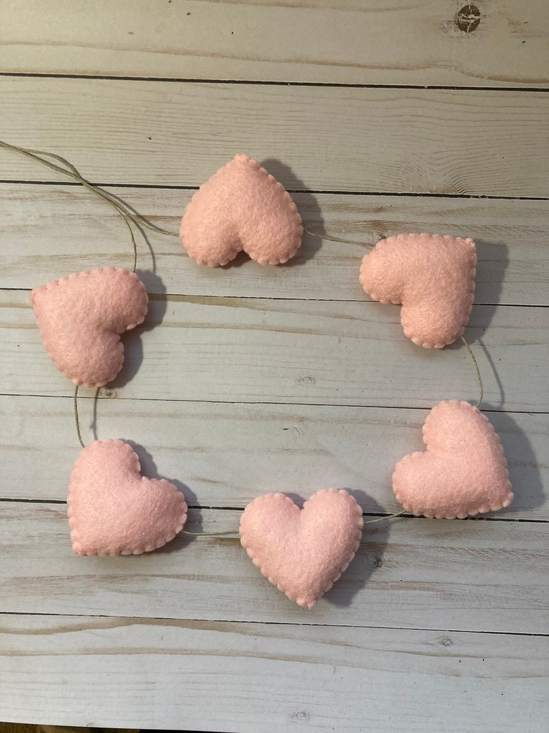 Pink Felt Heart Garland | Etsy (US)