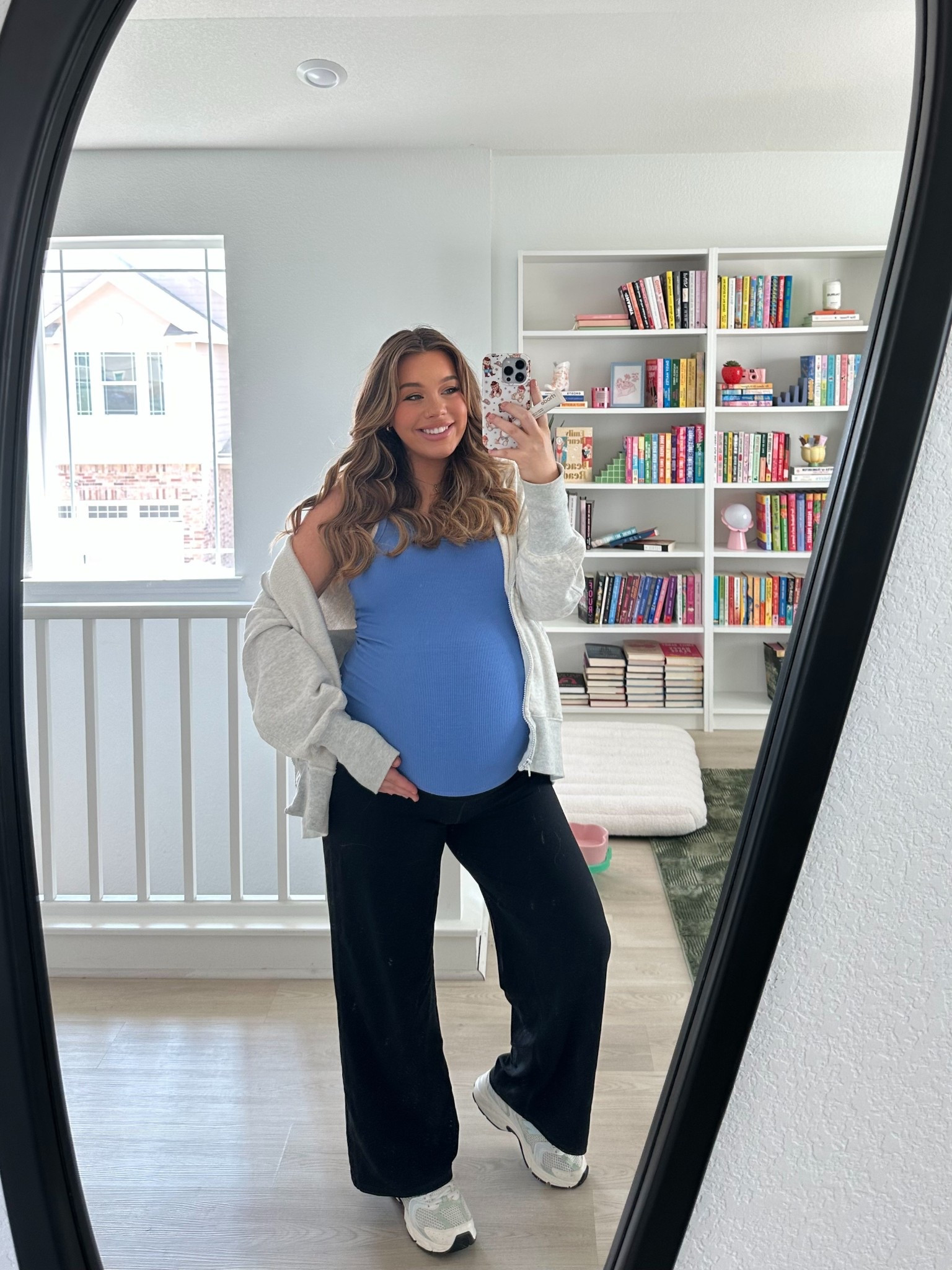 comfy running errands outfit ✨ wearing a medium in the yoga pants and have worn them my entire pregnancy!

#LTKBump #LTKActive #LTKFindsUnder50