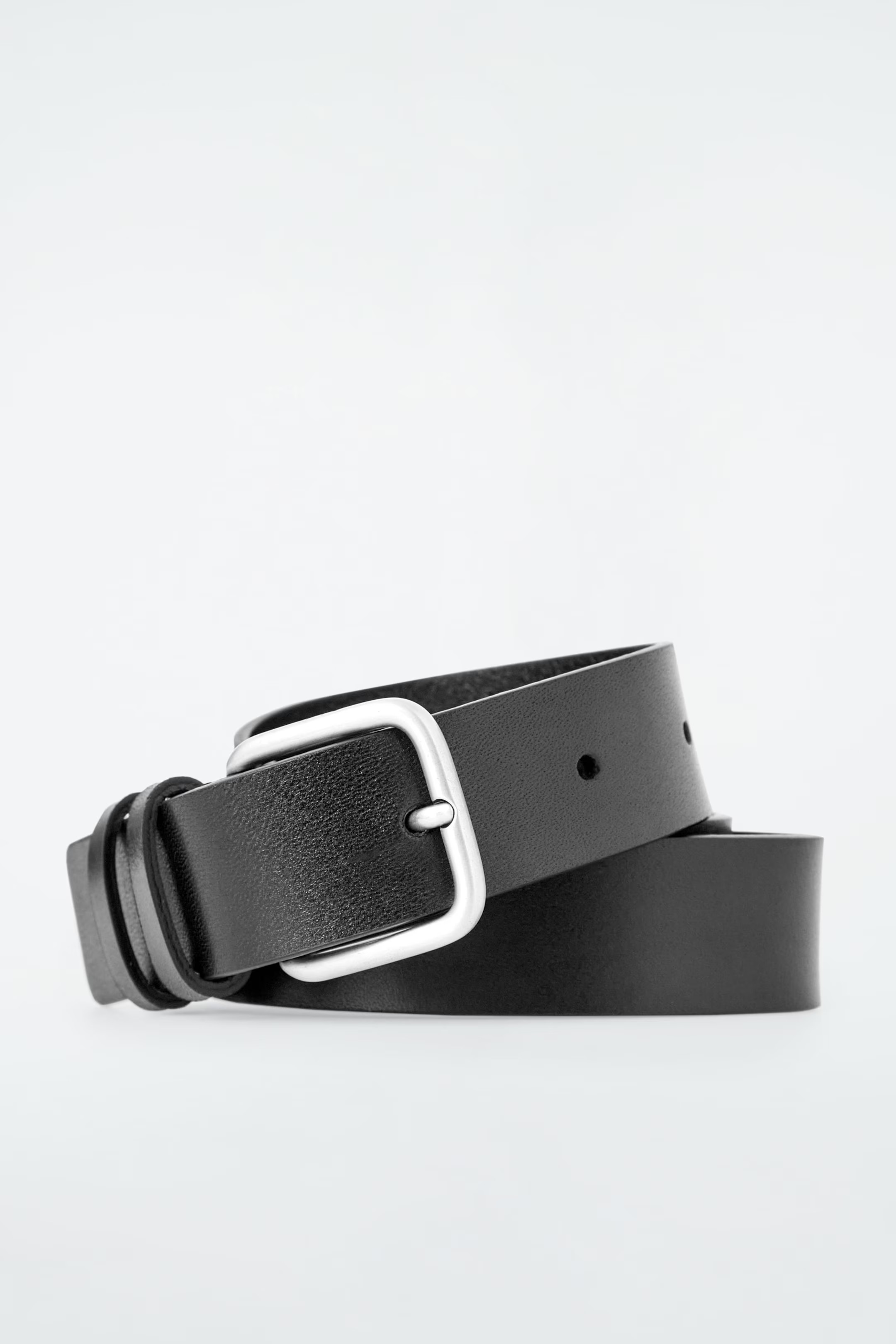 CLASSIC LEATHER BELT - BLACK / SILVER | COS UK
