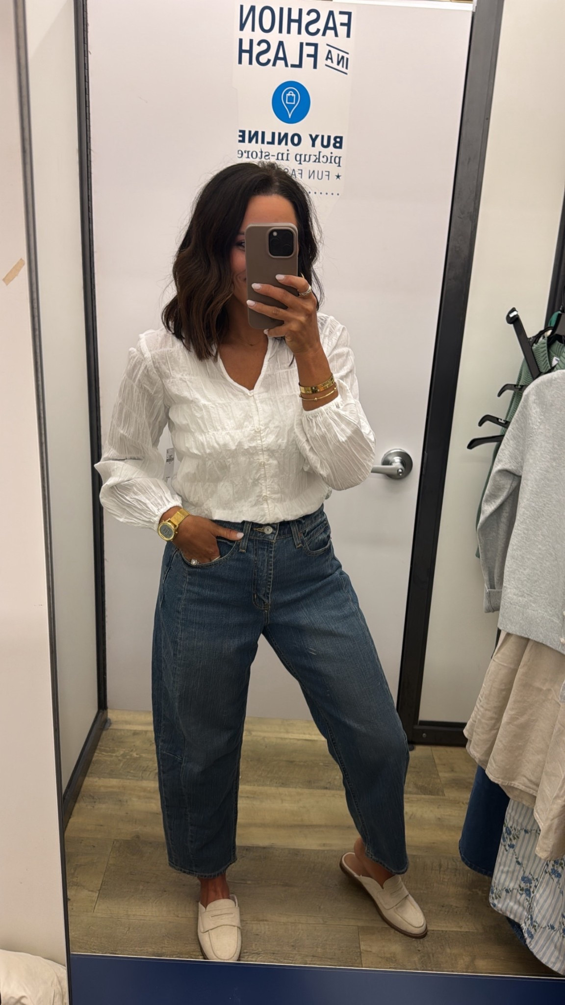 Simple, classic, and easy to wear 🤍 Wearing an XS top & size 2 jeans.
#LTKStyle #EverydayStyle #SpringOutfit #CasualFashion #DenimStyle

#LTKWorkwear #LTKPetite #LTKOver40