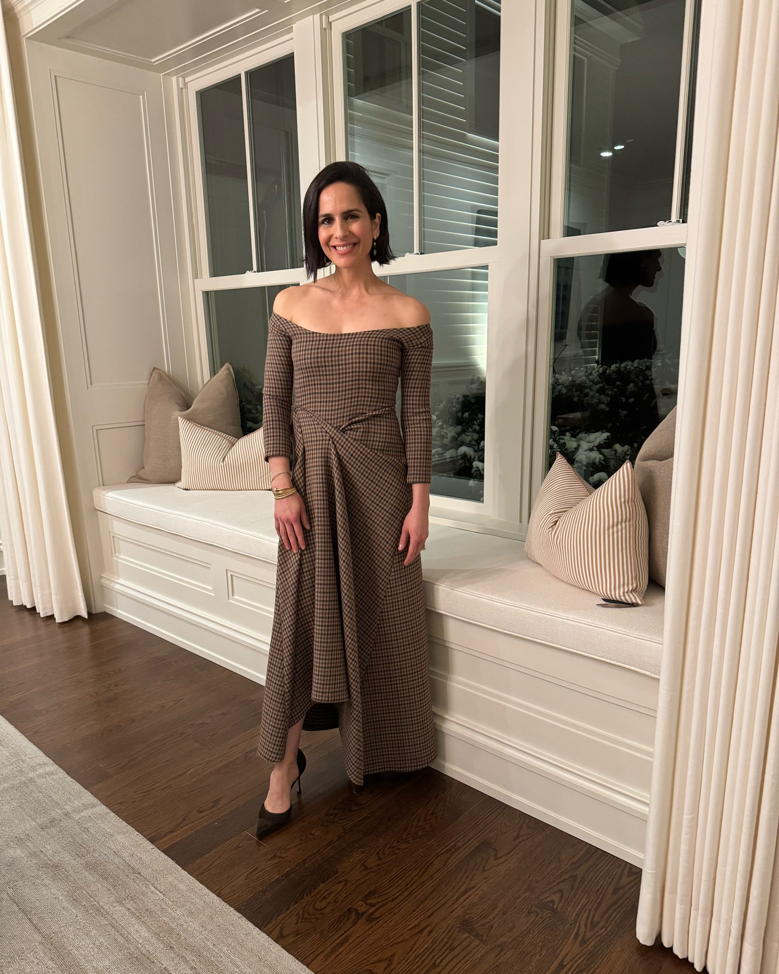 Holiday party look 2024...

#LTKStyleTip #LTKHoliday #LTKBeauty