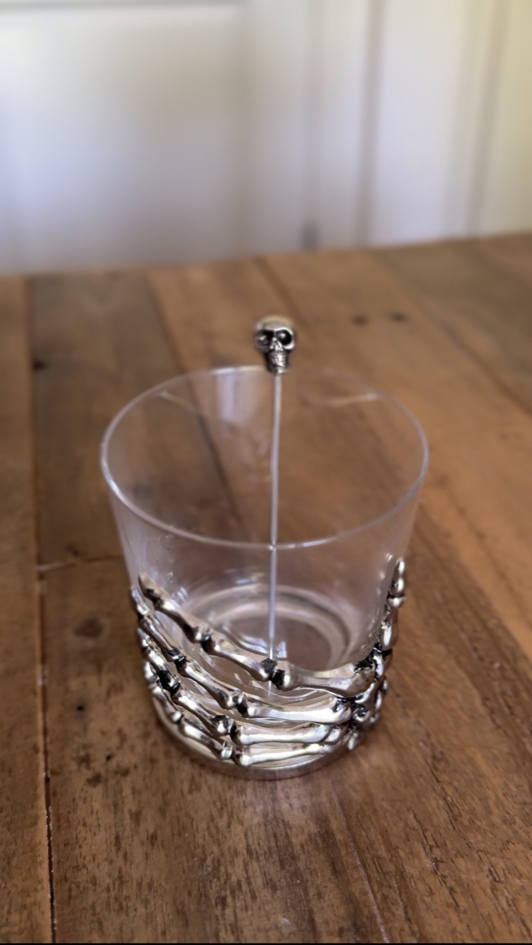 I love to decorate my table every season. I’ve added these skeleton cocktail picks from @CB2 to my Halloween table collection 
#halloween #halloweentabledecor #skeleton

#LTKHome #LTKSeasonal