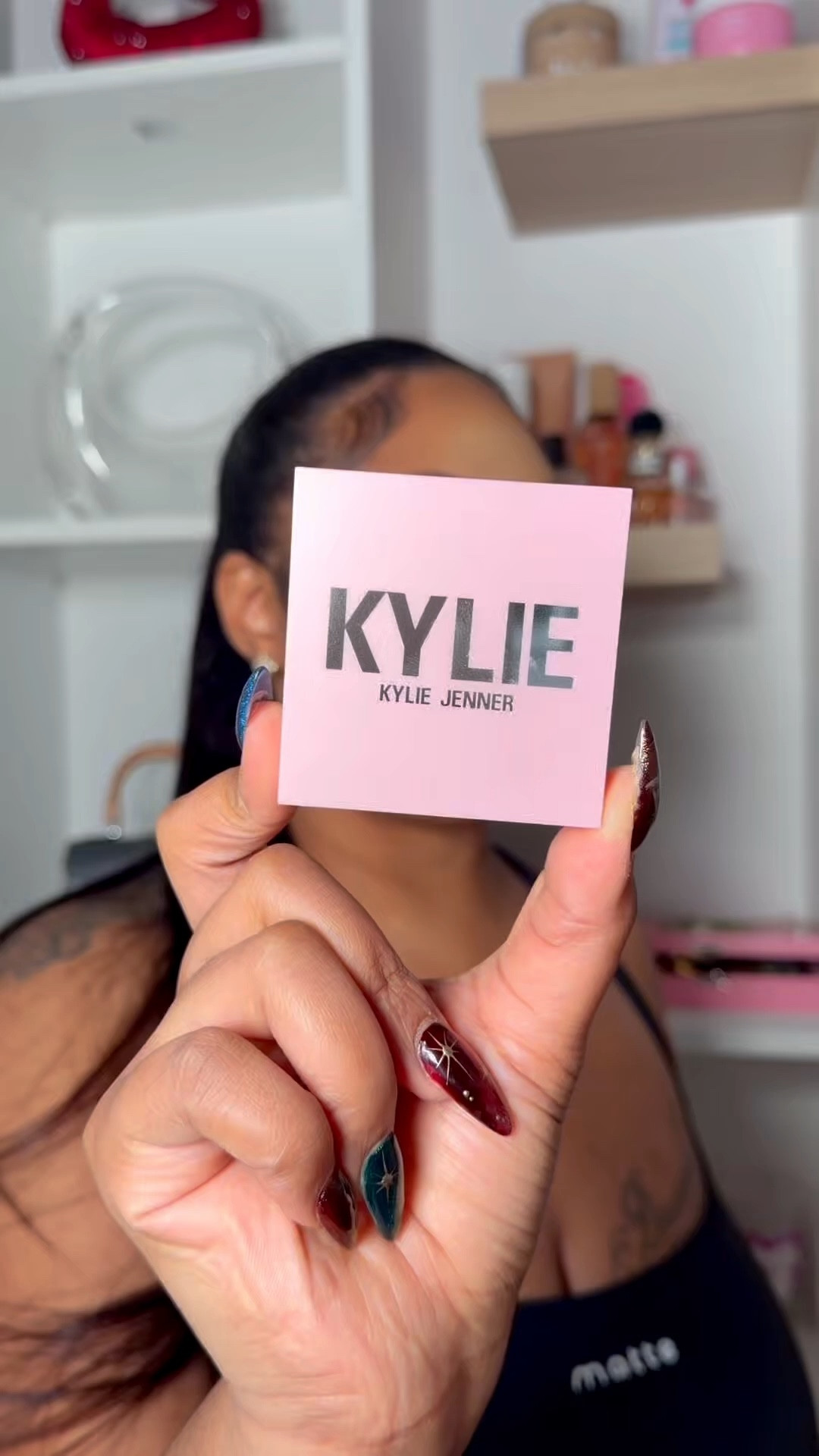 @KylieCosmetics Winter Kiss pressed blush powder giving the perfect prissy pink effect 💕🎀 

#LTKBeauty #LTKdayinmylife #LTKgrwm