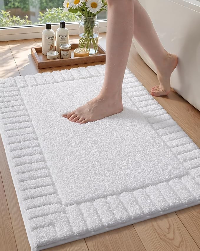 Color&Geometry Standard Sized Bath Rugs Non Slip Washable, 20"x31.5" Absorbent White Bathroom Rug... | Amazon (US)