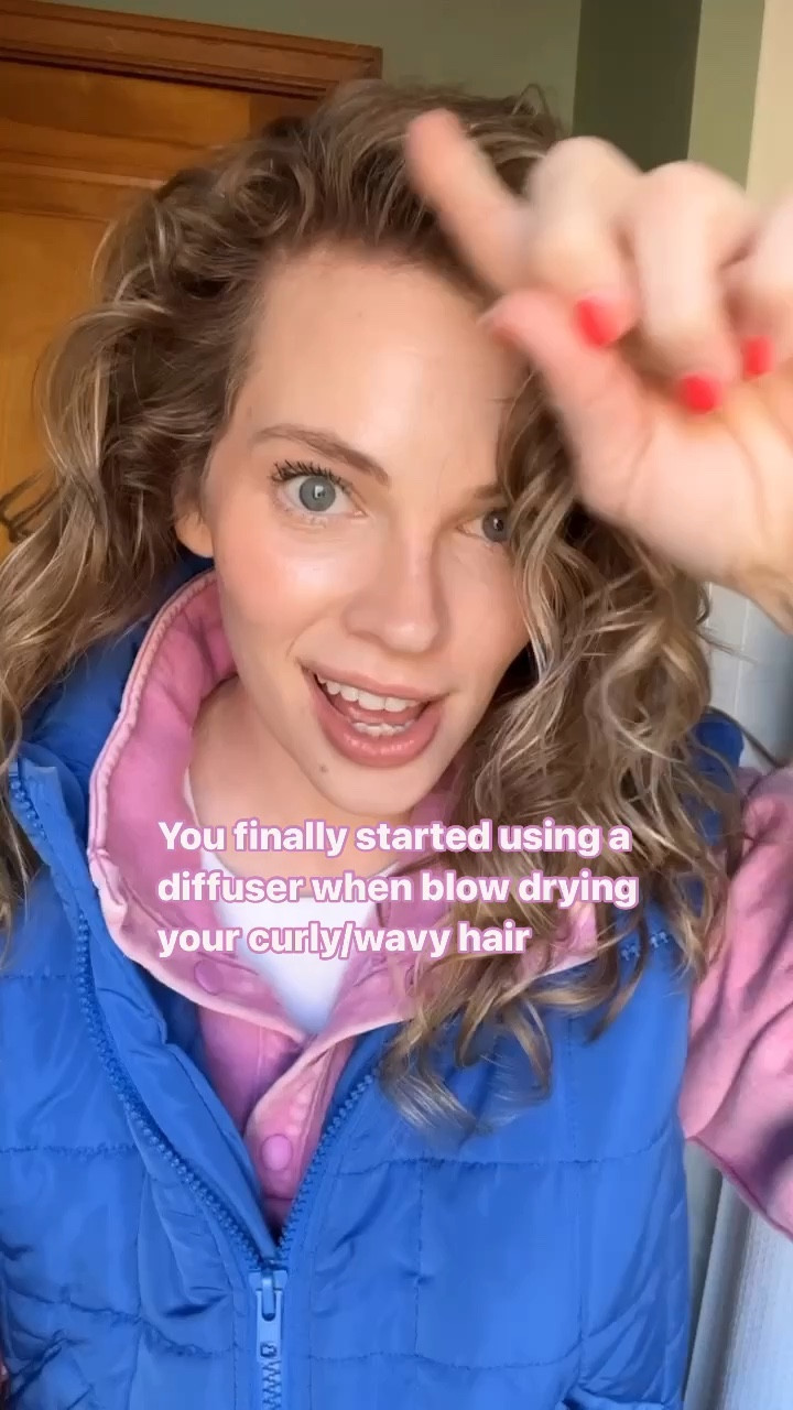 If you only buy one of these products… get the Kinky Curly Custard styling gel! It is DA BOMB!!! 

For whatever reason, I’m not able to link my favorite hair diffuser! It’s called Xtava Black Orchid hair diffuser for curly hair and you can buy it off Amazon but it’s the BEST!!! 😍😍

Who else is embracing their natural waves and curls this year?! 😍