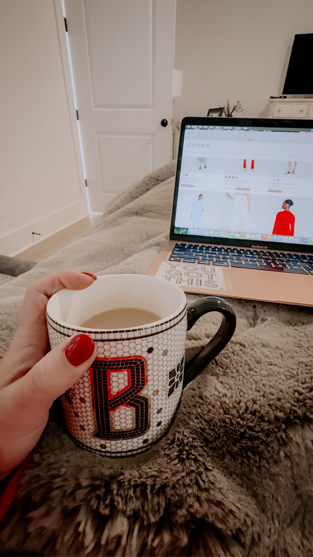 3 things I’m very grateful today as I lay sick in the bed 🤧 
The best Spanx cozy set (if you know you know and on sale right now) 
The cutest mug and hot tea 
My cuddle blanket from cozy earth - it’s 40% off but when the sale ends you can use code CE-BYBLAIR for 40% off sitewide 