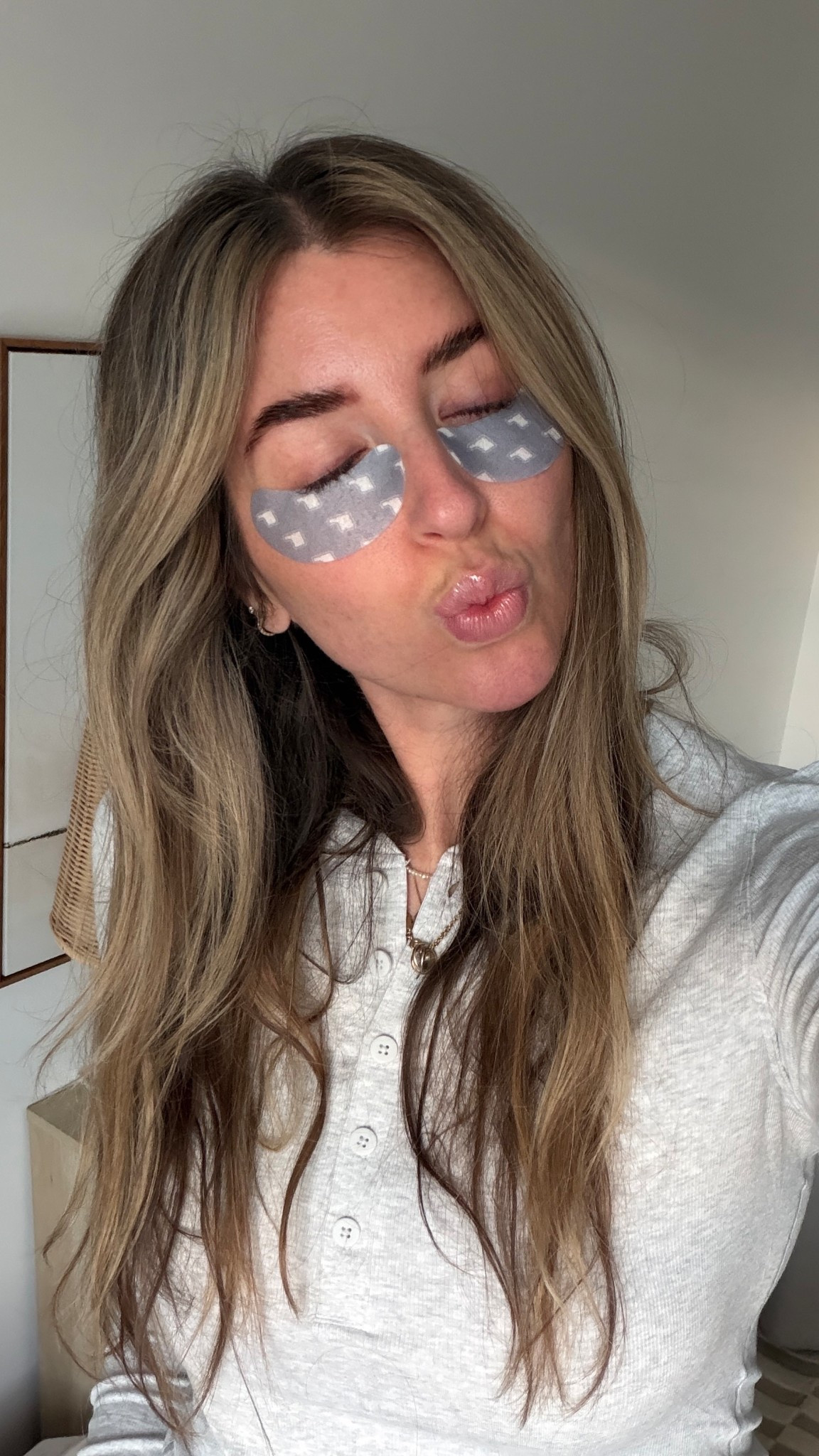 Best eye masks I’ve ever used! Rhode peptide eye prep. They don’t budge and are depuffing and brightening ✨

#LTKStyleTip #LTKBeauty #LTKFindsUnder50