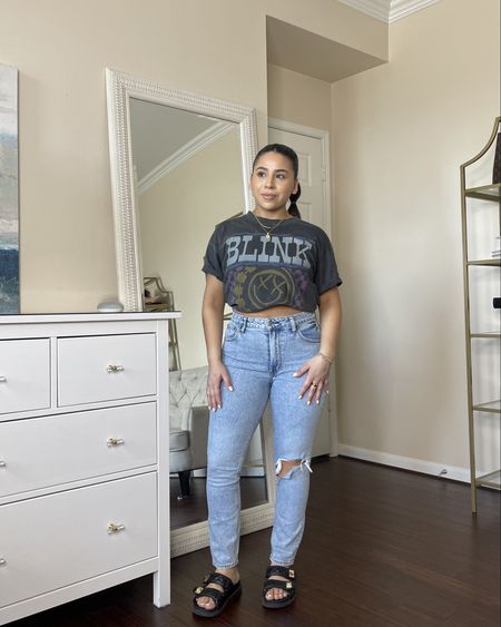 Abercrombie curve love jeans 20% off + extra 15% off at checkout with code DRESSFEST 
Wearing a size 27 short in all jeans 
Sandals: 6 women 
Oversized graphic tee: xs/small
Skinny jeans • straight leg jeans • 90s jeans • mom jeans 

#LTKStyleTip #LTKFindsUnder100 #LTKSaleAlert