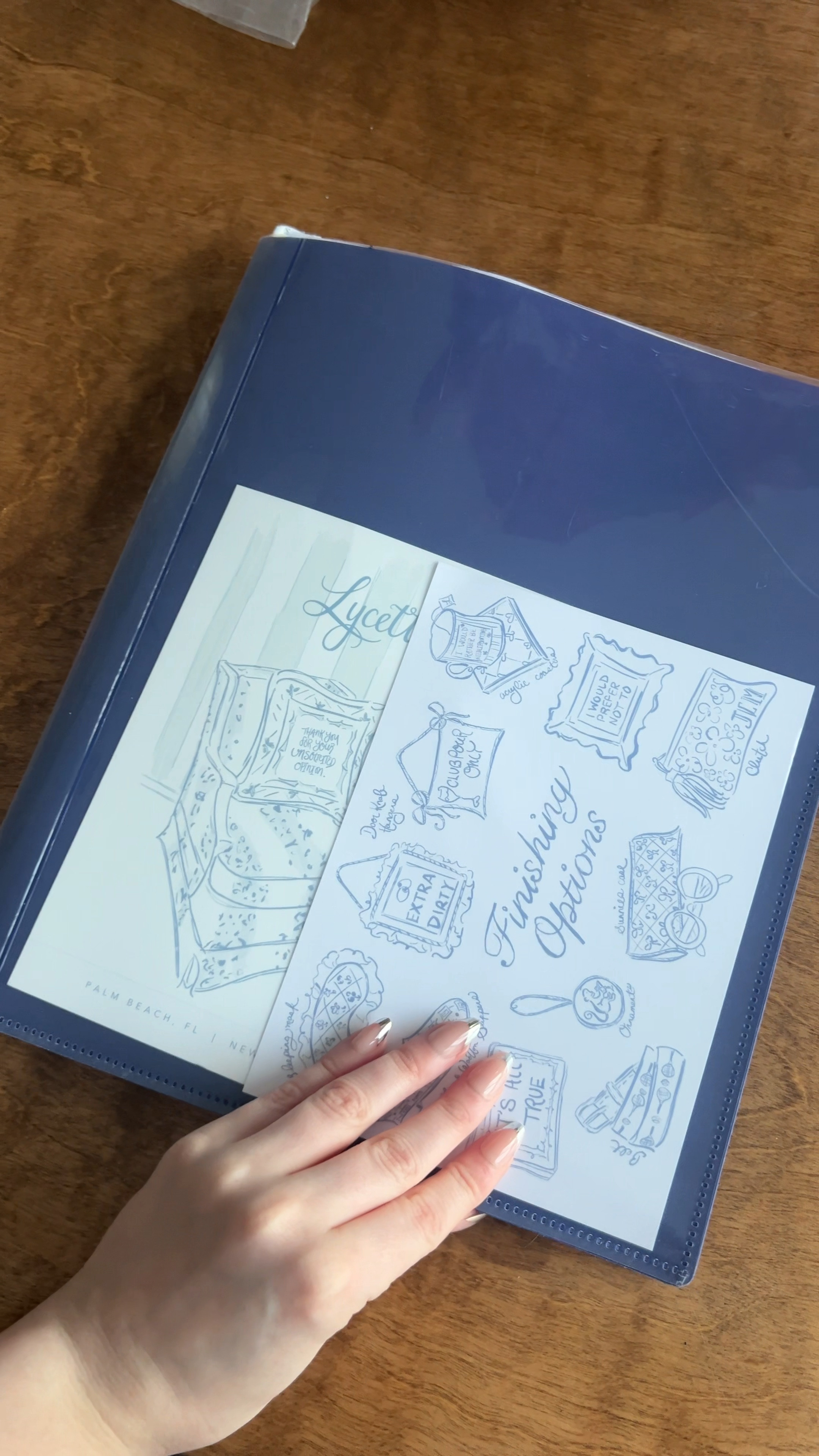 I use a portfolio binder for smaller needlepoint projects. I love it bc it’s so compact and organized 🤩