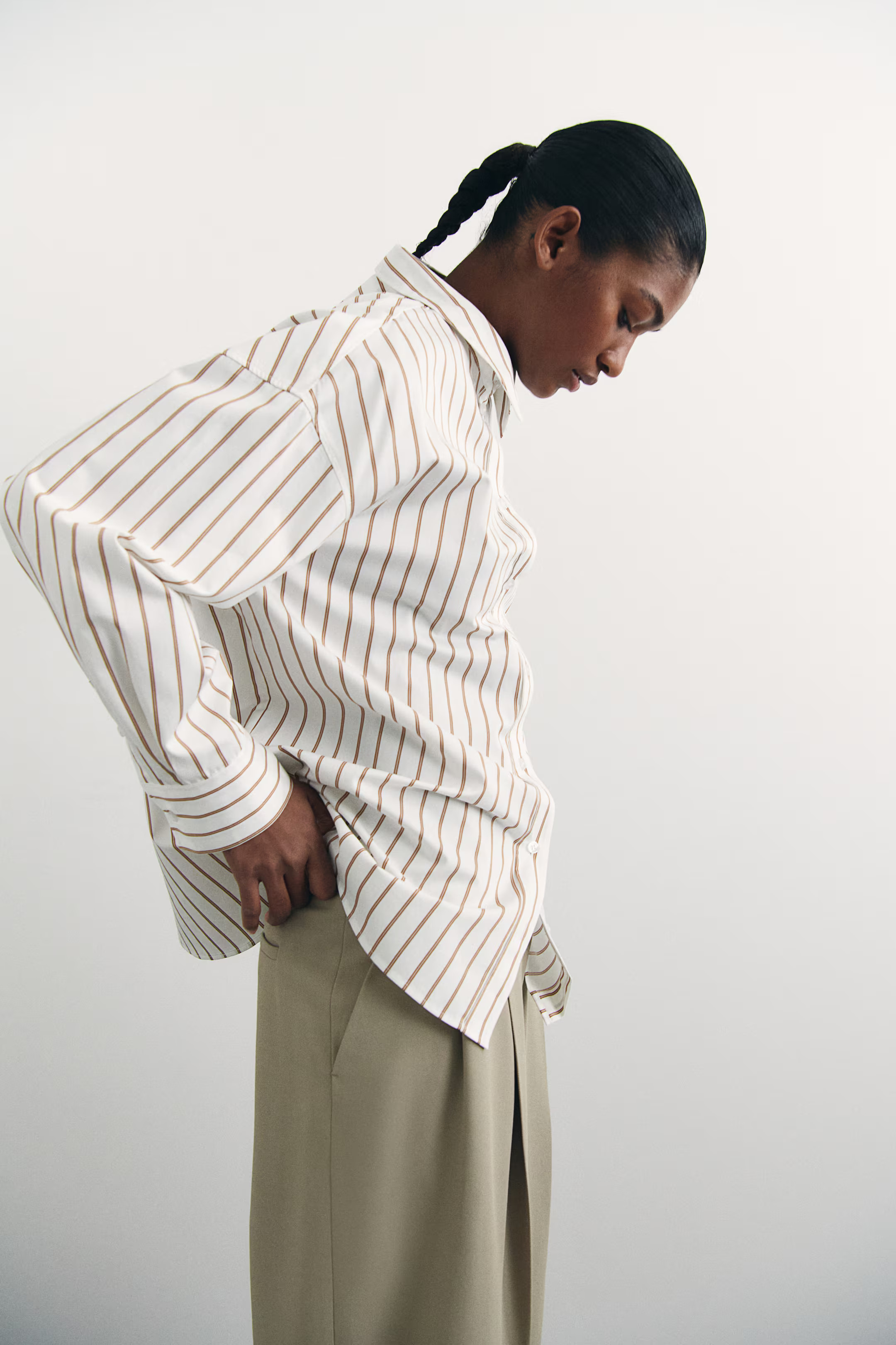 Poplin shirt | H&M (UK, MY, IN, SG, PH, TW, HK)