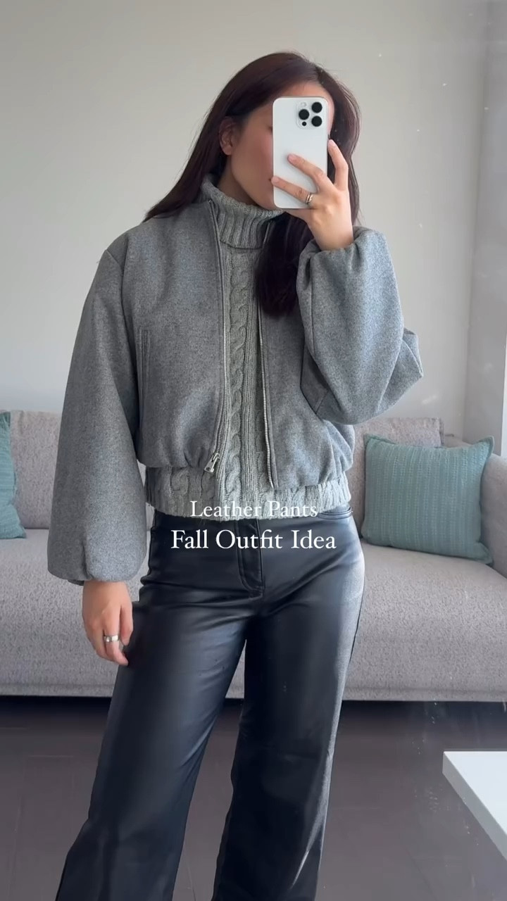 Fall-ing in love with simple outfits 🍂
.
.
.
#fallfashion #officewear #outfitinspiration #nycfashion #simplestyle #minimalstyle #styleinspo #outfitideas #woolcoat #coldweatherstyle #leatherpants #bomberjacket #cableknitsweater