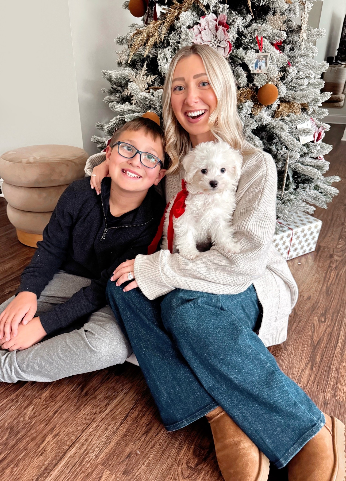 Christmas came early at The Rodgers House!🎅🏻🎄🥹❤️ Everyone meet Knox! 🐶 We have been talking about getting a dog for a while now and we went to go JUST LOOK yesterday afternoon 🙃 (clearly I set hard ground rules)…and we left with this sweet boy! 💙 He’s an actual angel! 😇 Send all the puppy tips below! 🙏🏻😜 



#LTKGiftGuide #LTKHoliday #LTKCyberWeek