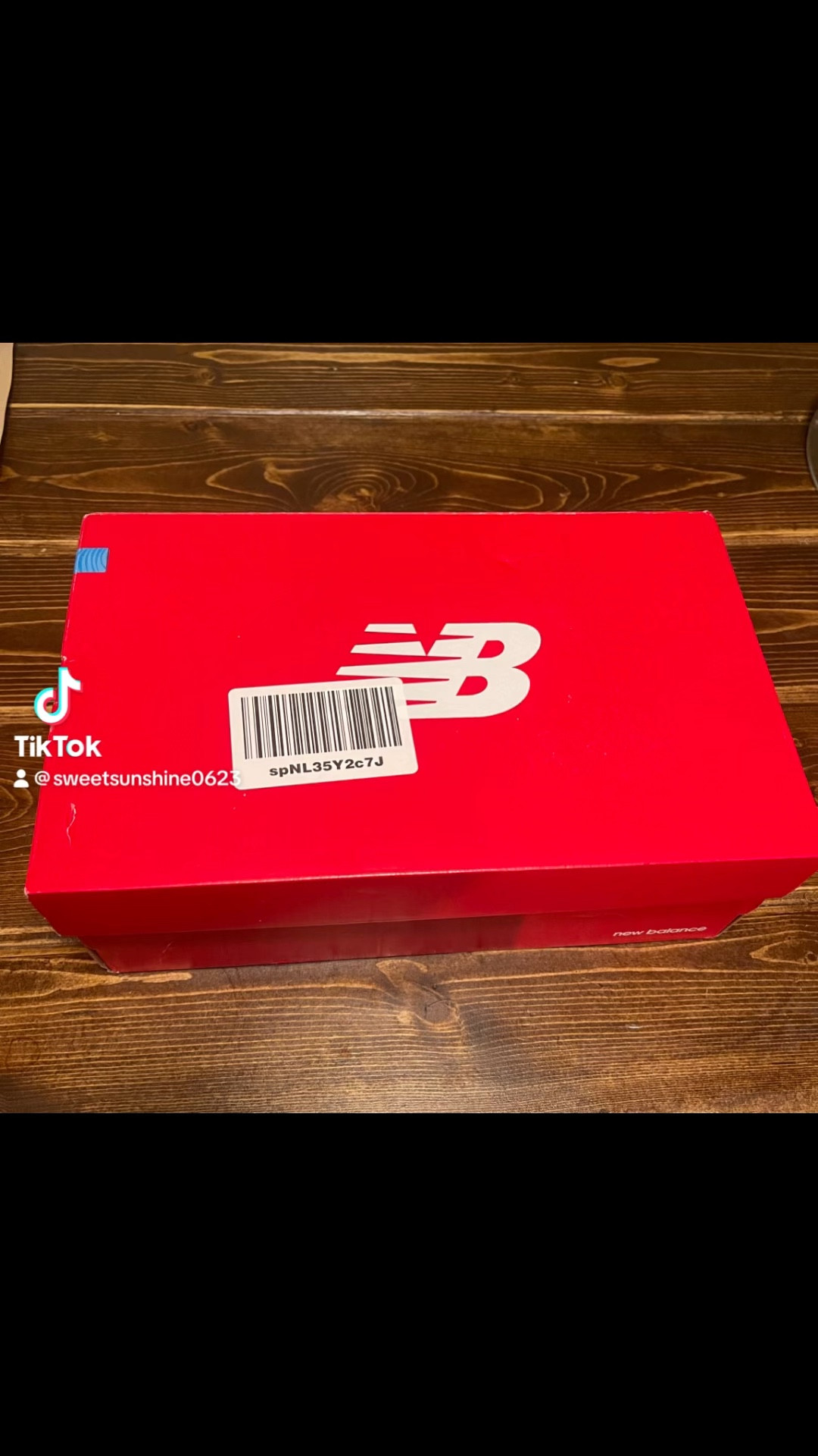 A simple pair of shoes I bought for a trip. You can’t beat the price on Amazon right now for $59, but I got them for $50 last week. Now they are only $40z The description does say you can run in them, but I probably would not. I don’t think they have enough cushion. They are great for every day when you’re not doing athletic things, and they are so cute and fun.  #newbalance #womensshoes #whitetennisshoes #newbalanceshoes #greatdeal #amazon

#LTKfitness