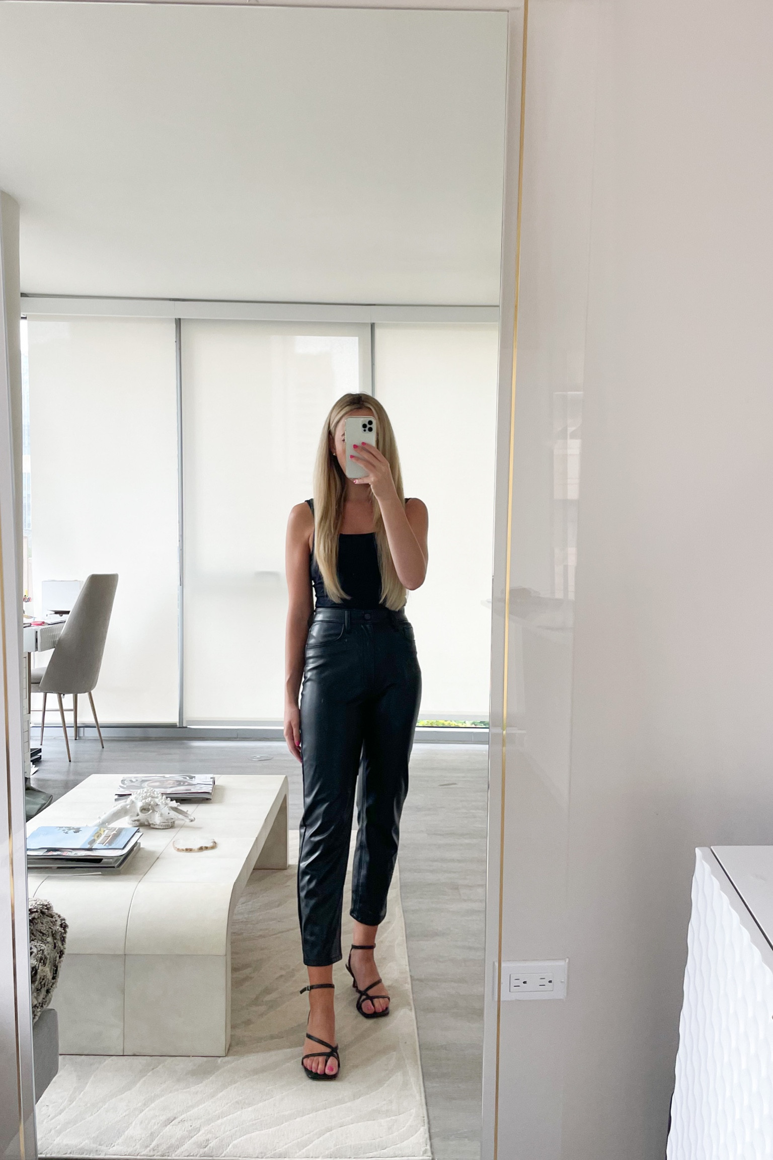 Capsule wardrobe
Going out look
Dinner outfit
Fall capsule 
Summer capsule 