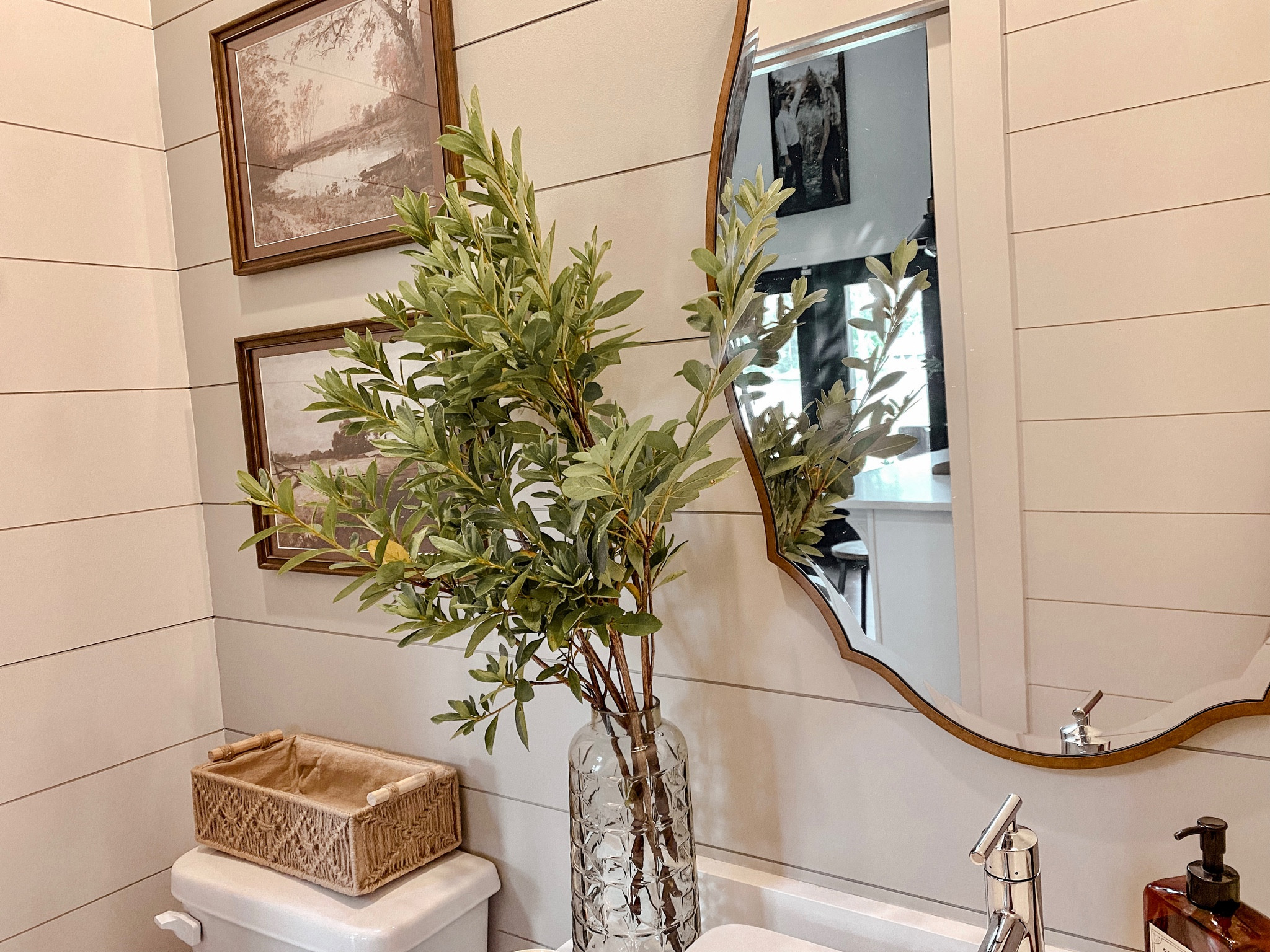 Half bathroom decor 🌿

#home #liketkit #LTKrefresh #homeinspiration #diy #design #homedecor #decor #diyprojects #architecture #style #plants #homedesign #kitchen #livingspace #interior #amazonfinds 


 Home decor ideas home office home interior design decorating ideas for the home decoracion de interiores decorating your office at work decorating coffee tables decoration ideas farmhouse bathroom farmhouse living room farmhouse bedroom diy home decor diy room decor furniture interior paint colors interior doors kitchen design 



Architecture, Backyard Ideas, Bathroom Design, Beautiful Homes, Beautiful Homes of Instagram, Beautiful House, Bedroom Design, Fall Decorating Ideas, Farmhouse Interiors, Furniture, Home Exterior Ideas, Home Exterior Paint Color, Interior Design Blog, Interior Design Ideas, Interior Designers, Kitchen Design, Living Room Design, Modern Farmhouse, Neutral Interiors, Paint Color, Transitional Interiors


#boho #coastallivingroom #lamp #candlesticks #bench #woodenbench #throwblanket #baskets #rug #couch #sectional #coffeetable #fauxplant #stem #chair #pillows #throwpillow #LTKBacktoSchool

Follow my shop @southgadesign on the @shop.LTK app to shop this post and get my exclusive app-only content! #competition

#liketkit #LTKunder100 #LTKhome #LTKU #LTKSeasonal
@shop.ltk
https://liketk.it/3Msnk

#LTKSeasonal #LTKU #LTKSale