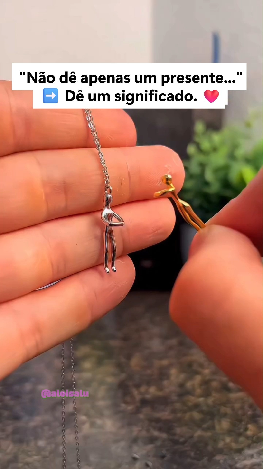 ✨ O presente perfeito para o Dia dos Namorados.
O Colar Abraço Infinito simboliza amor, carinho e conexão. Uma peça delicada, elegante e cheia de significado para surpreender alguém especial.
❤️ Porque o amor também mora nos pequenos detalhes.
#LTKGiftGuide #LTKStyle #LTKFinds #LTKSaleAlert #GiftIdeas #ValentinesDayGift #GiftForHer #JewelryLover #NecklaceStyle #RomanticGift #DateNightStyle #FashionFinds #Presentes #DiaDosNamorados #PresenteParaEla#colar
 

 #LTKpromo #LTKhomens #LTKguiadepresente