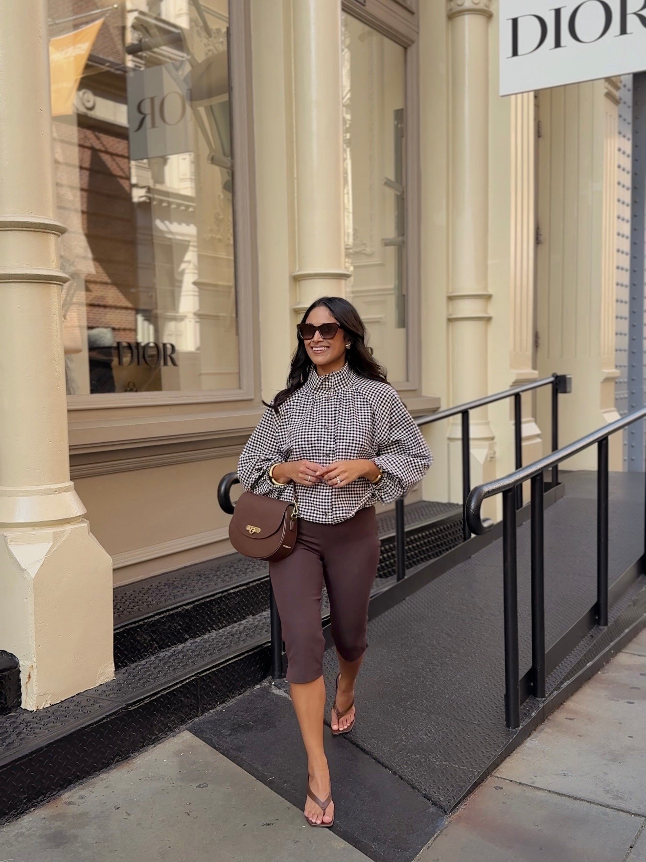 I am so here for the return of the capris! Wearing the brown pair here! Also, I love how lightweight this top is!
Take 20% OFF my @Gigi New York bag with code: HAUTE20

#LTKCon #LTKootd

#LTKNYFW