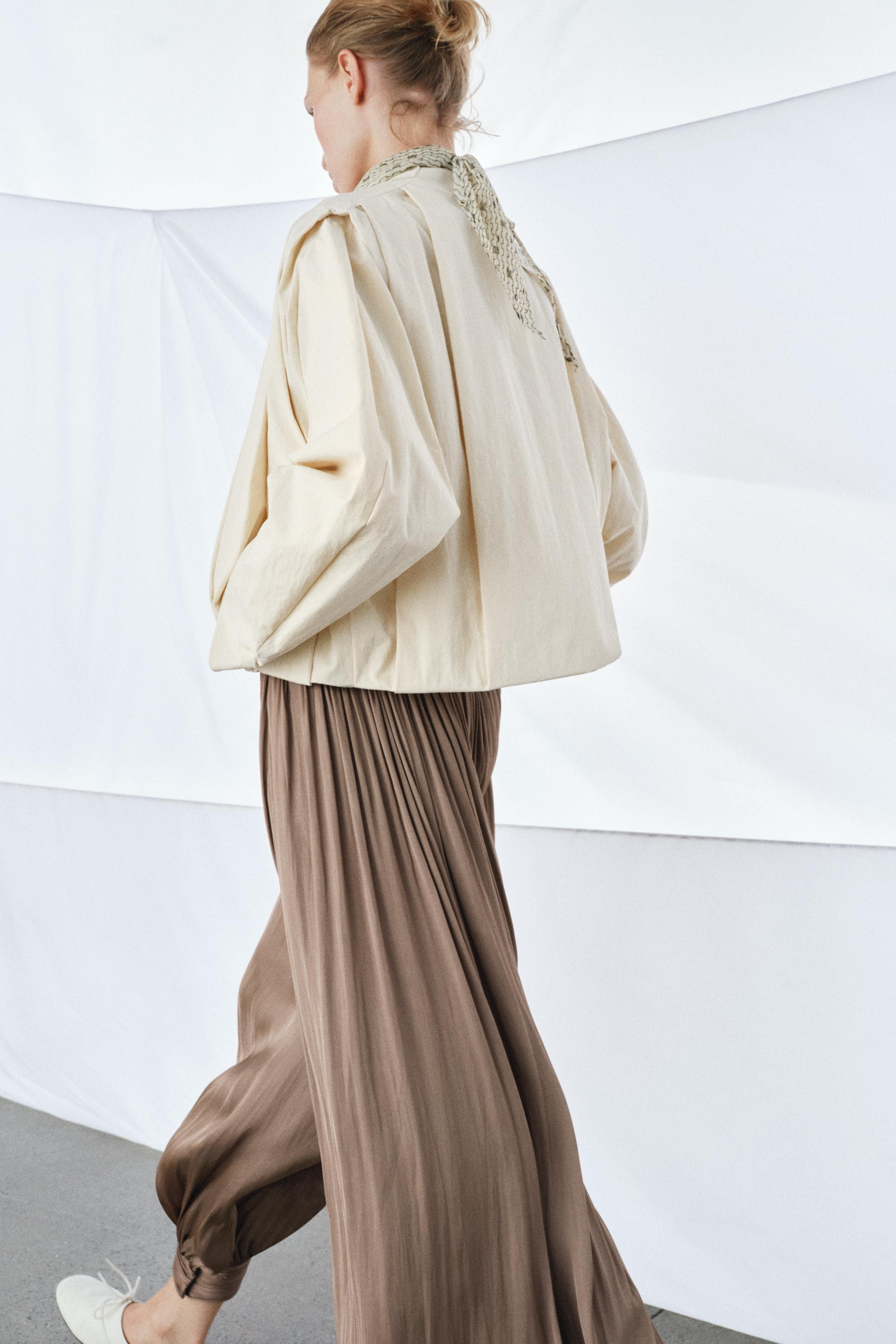 PLISSEEHOSE MIT VOLUMEN ZW COLLECTION | Zara DE