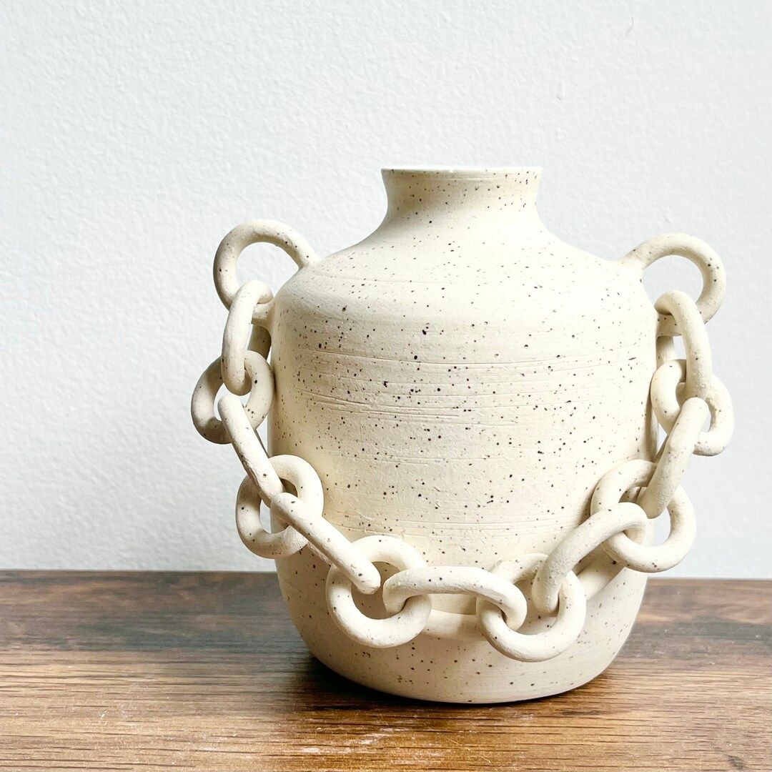 Chain White Stoneware Ceramic Vase | Etsy (US)