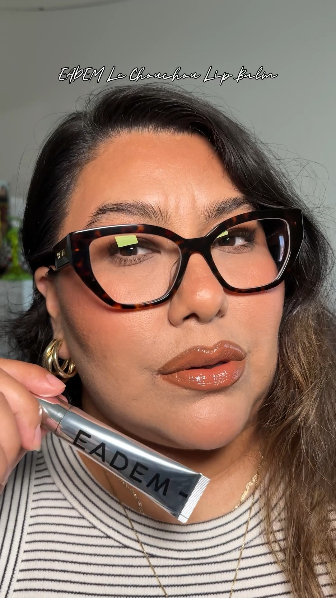 @EADEM what did you put in this beautiful Le Chouchou Lip Balm?! 

Truly blown away at how delicious this smells, how cooling the applicator feels on the lips and how smooth the formula just glides on with a pop of color 💞🧊👄

1000/10 for sure!! 

Lip Liners: 
@Morphe Cosmetics 
@Glossier 

#eademlipbalm #lechouchou #lipcombotutorial #glossylips #lipbalm 

#LTKBeauty #LTKFindsUnder50